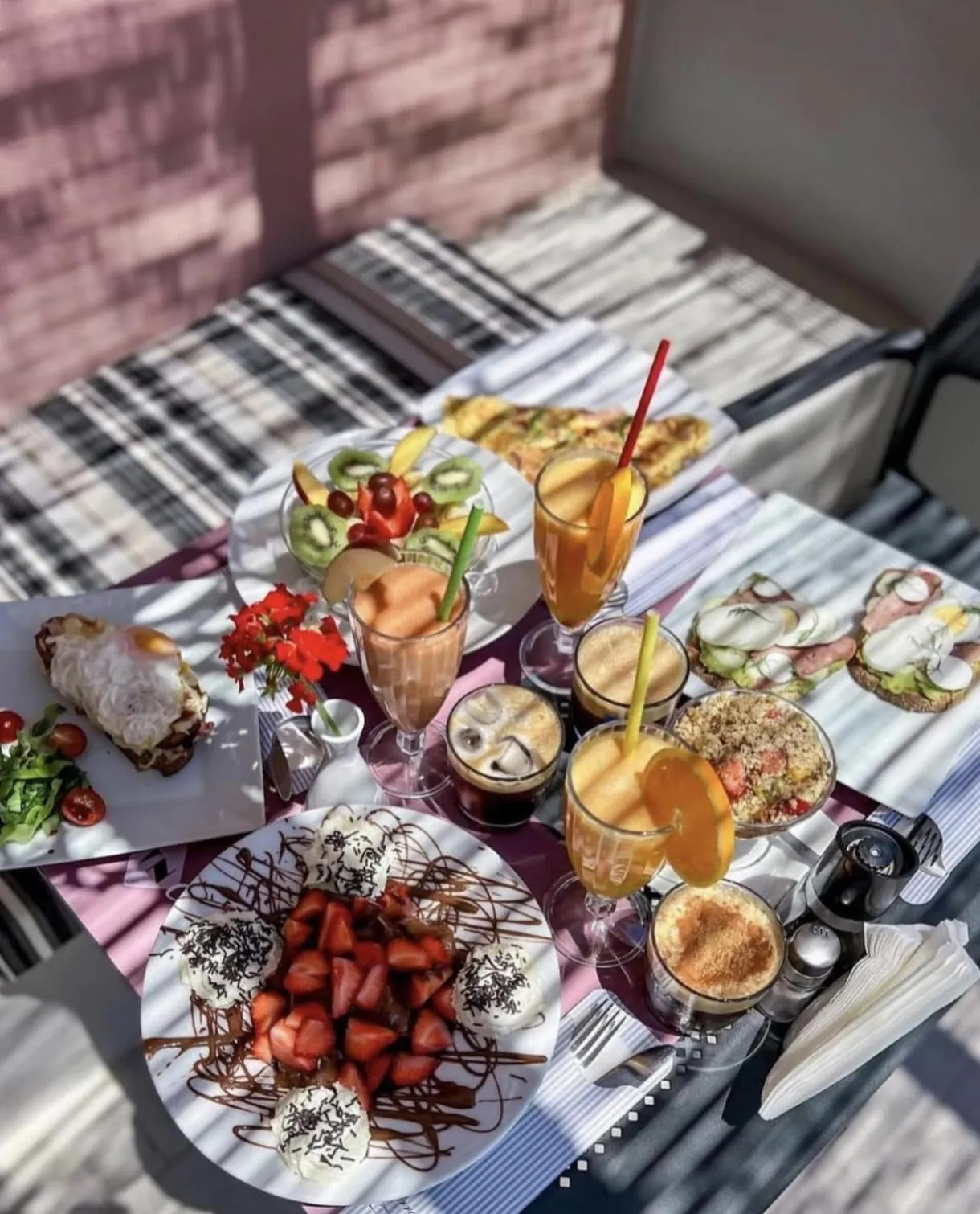 Breakfast in Terra Nera Suites