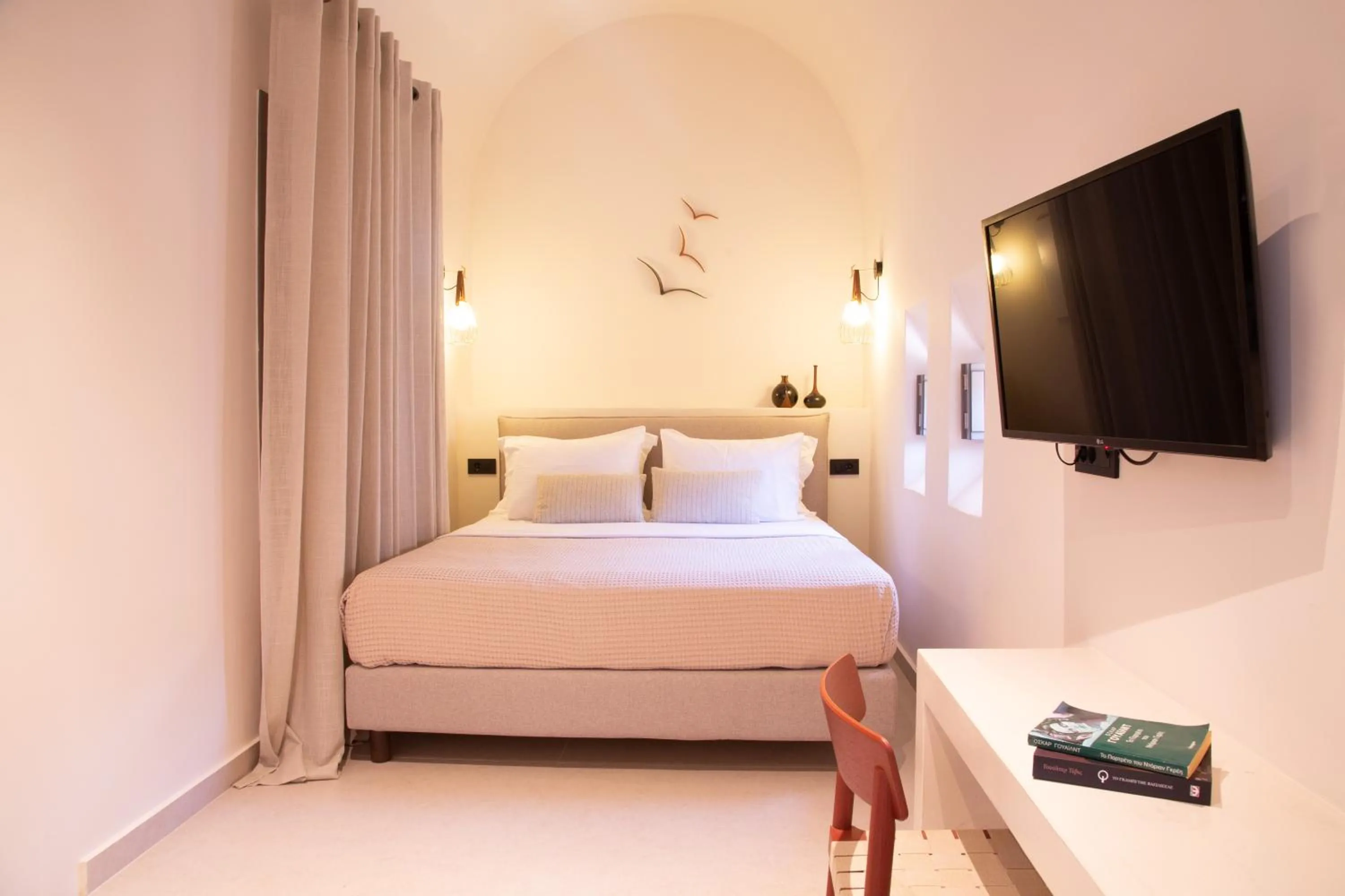 Bed in Terra Nera Suites