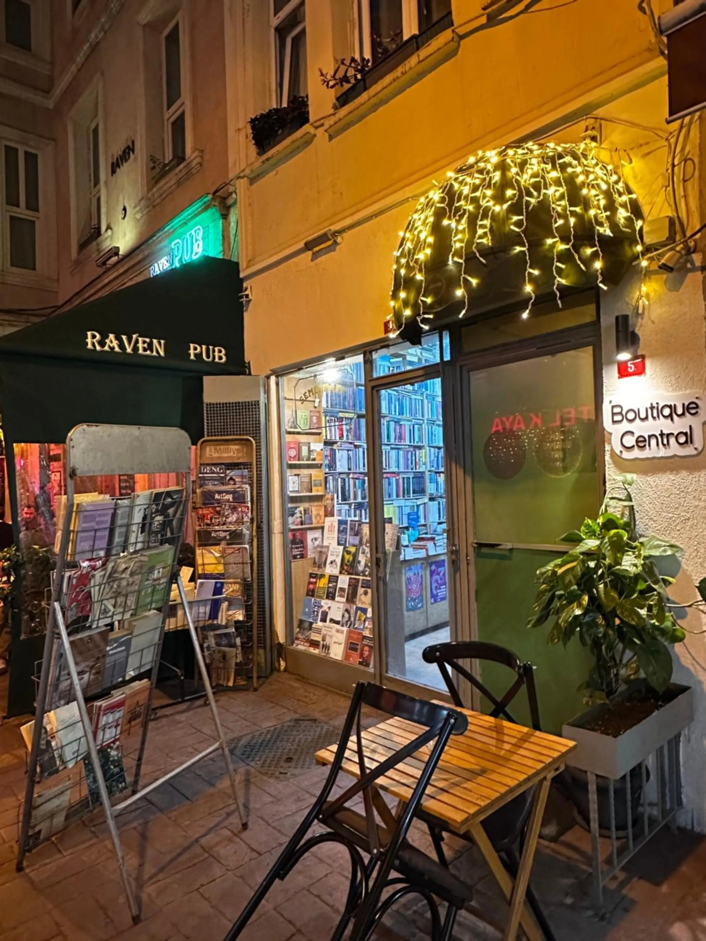 Property building in Boutique Central Taksim