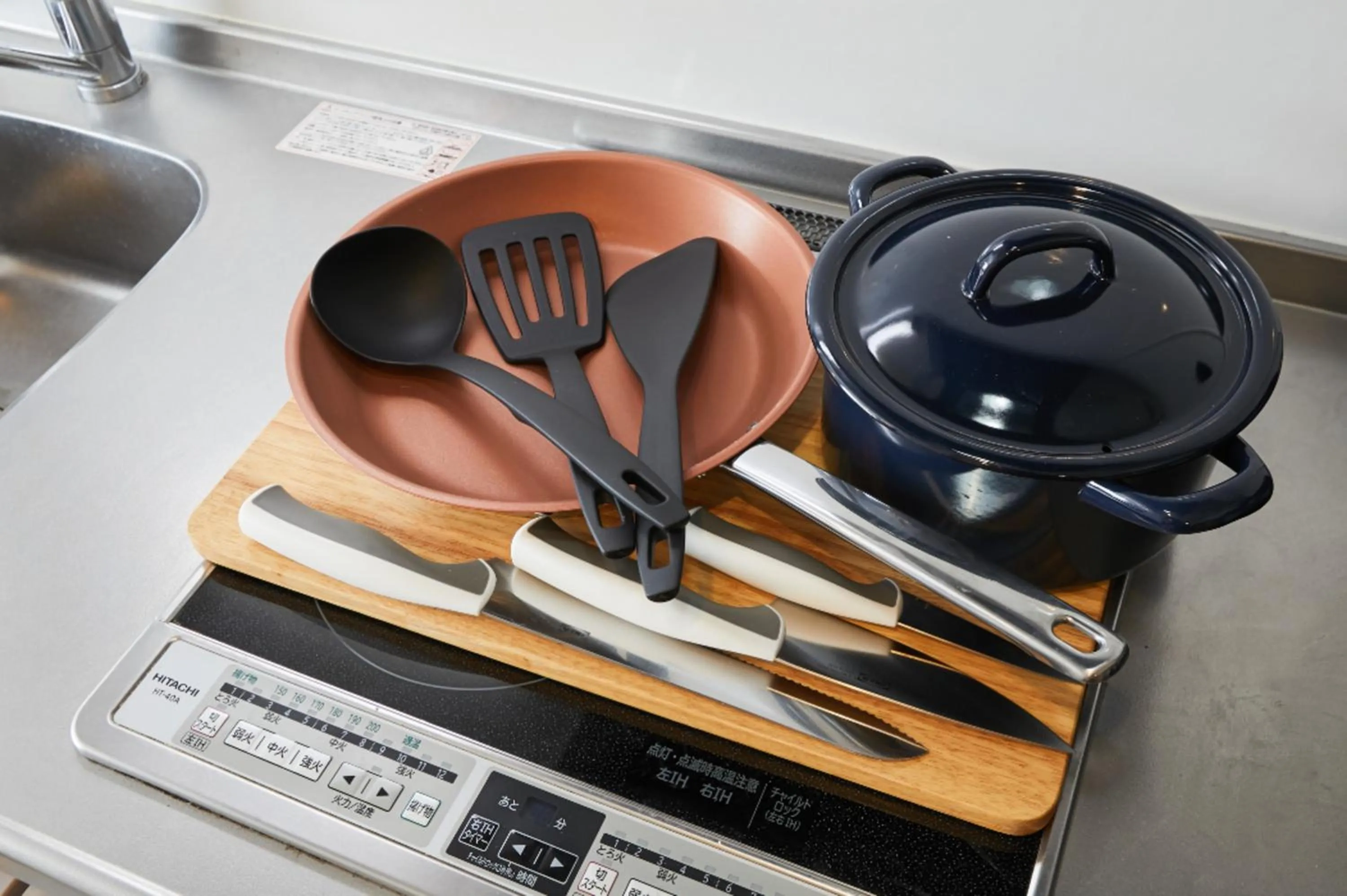 Kitchen or kitchenette in HOTEL AIS HATAGAYA