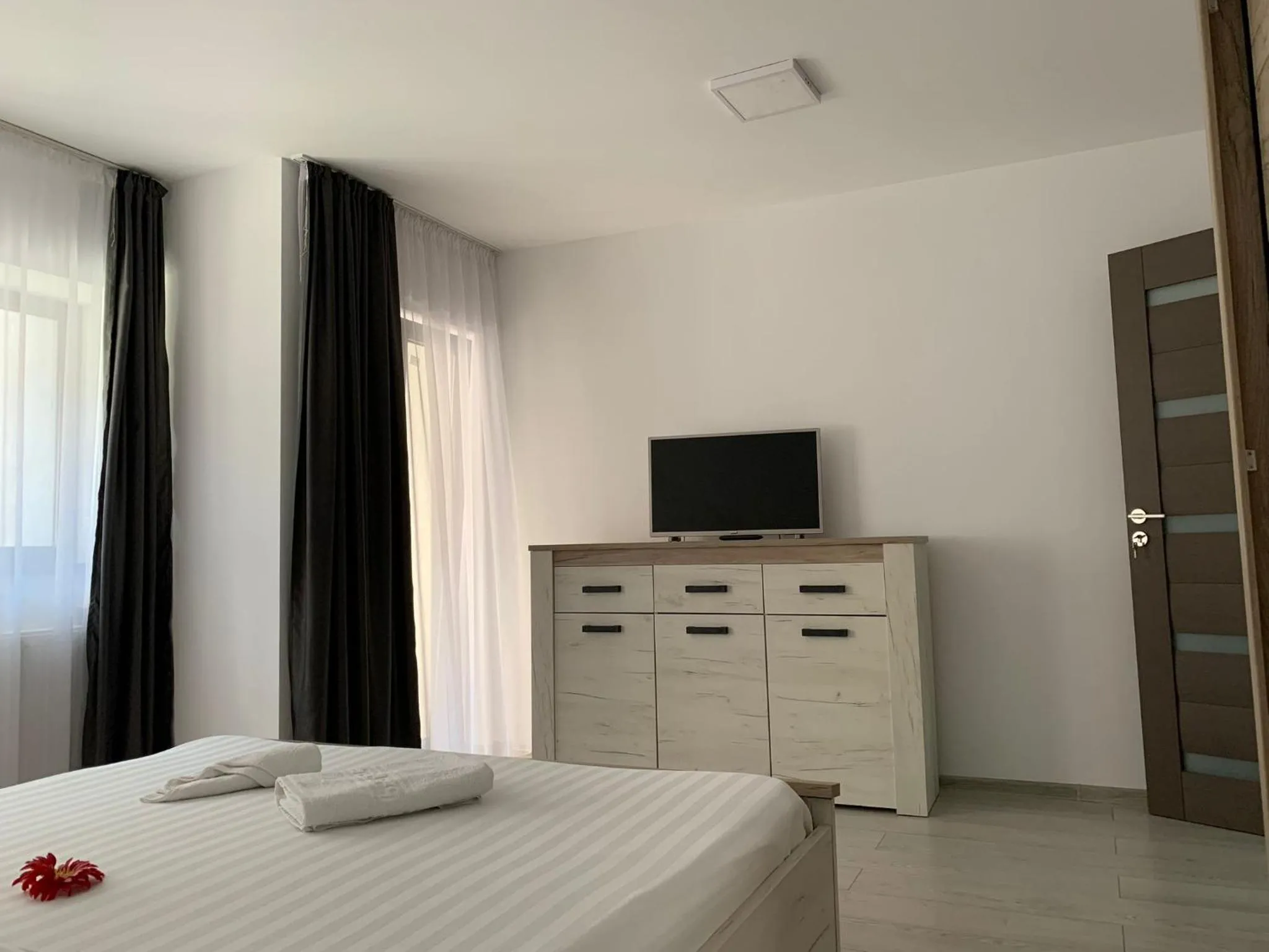 Cazare bloc nou ultracentral