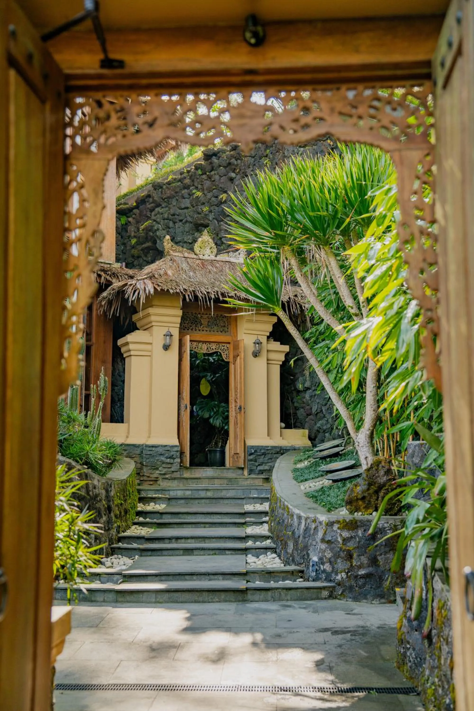 Day in Tira Vilagna Suites & Spa