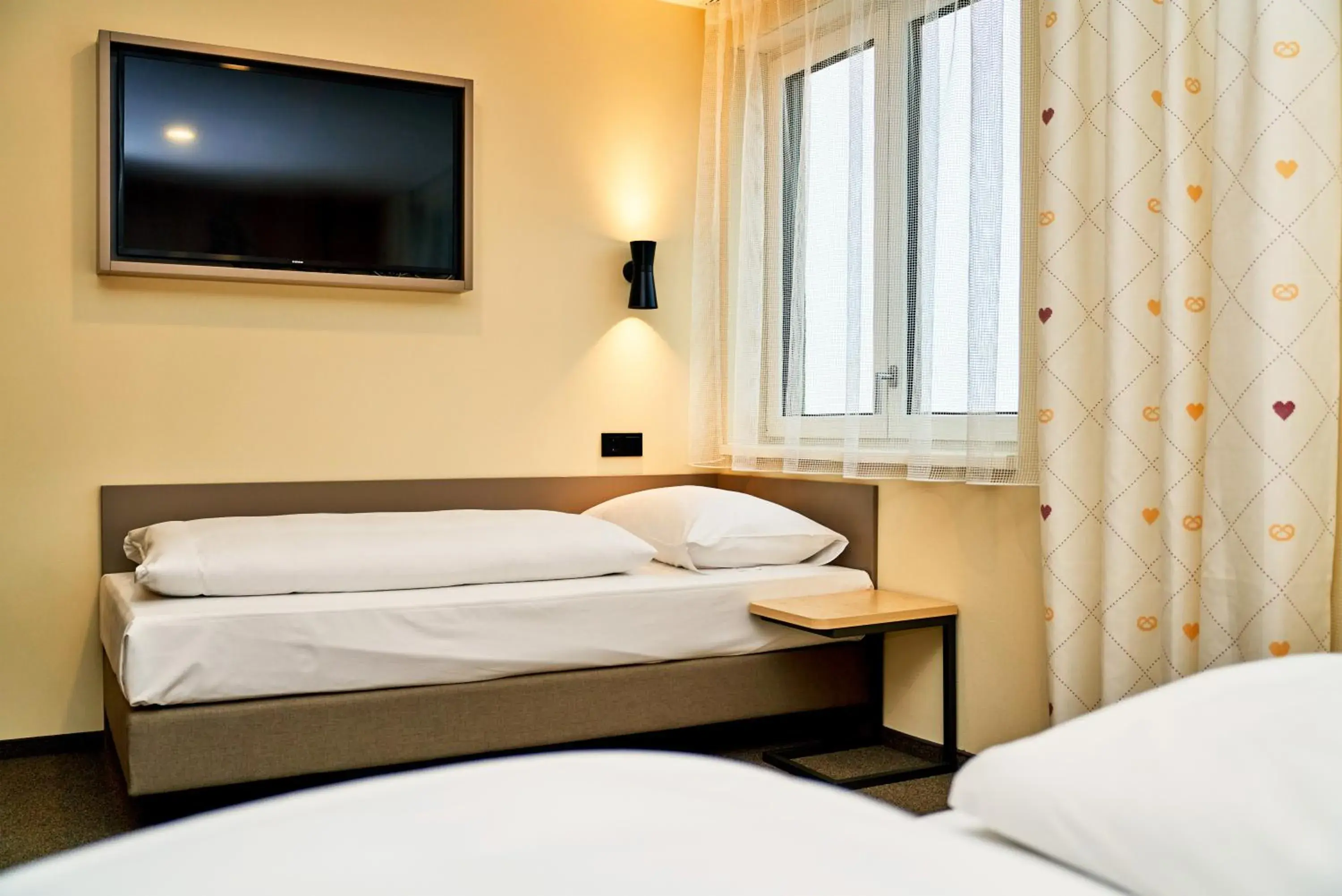 Bed in McDreams Hotel Ingolstadt Bed in McDreams Hotel Ingolstadt