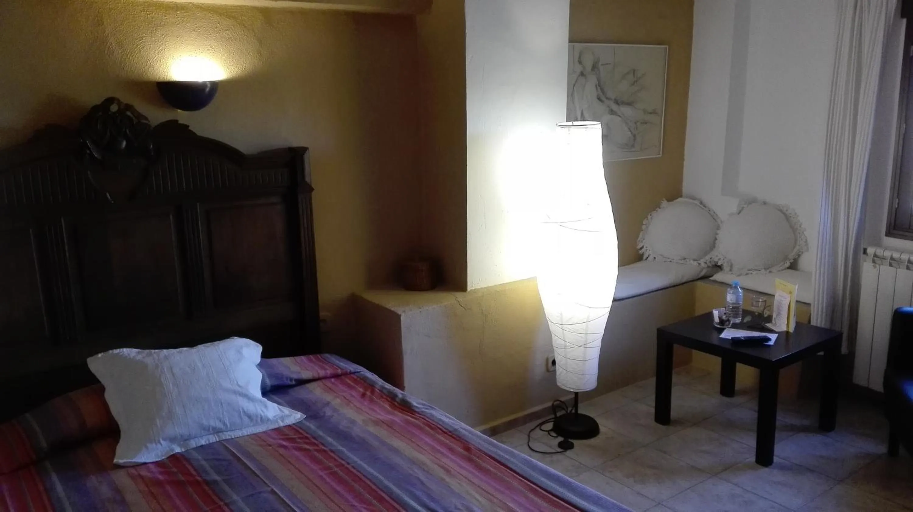 Photo of the whole room in L'Almàssera Casa Rural & Restaurant