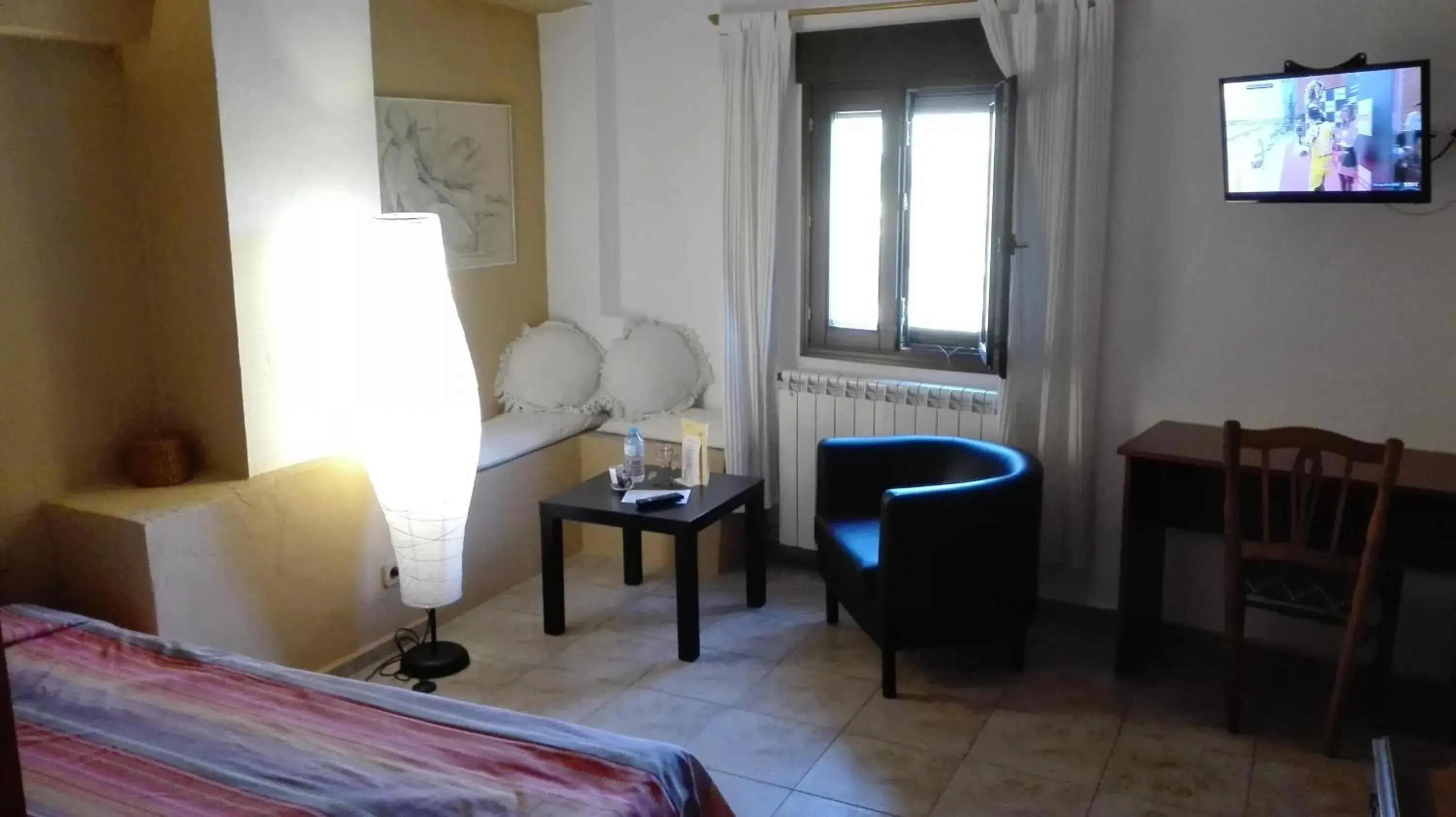 Small Double Room with Mountain View in L'Almàssera Casa Rural & Restaurant Small Double Room with Mountain View in L'Almàssera Casa Rural & Restaurant