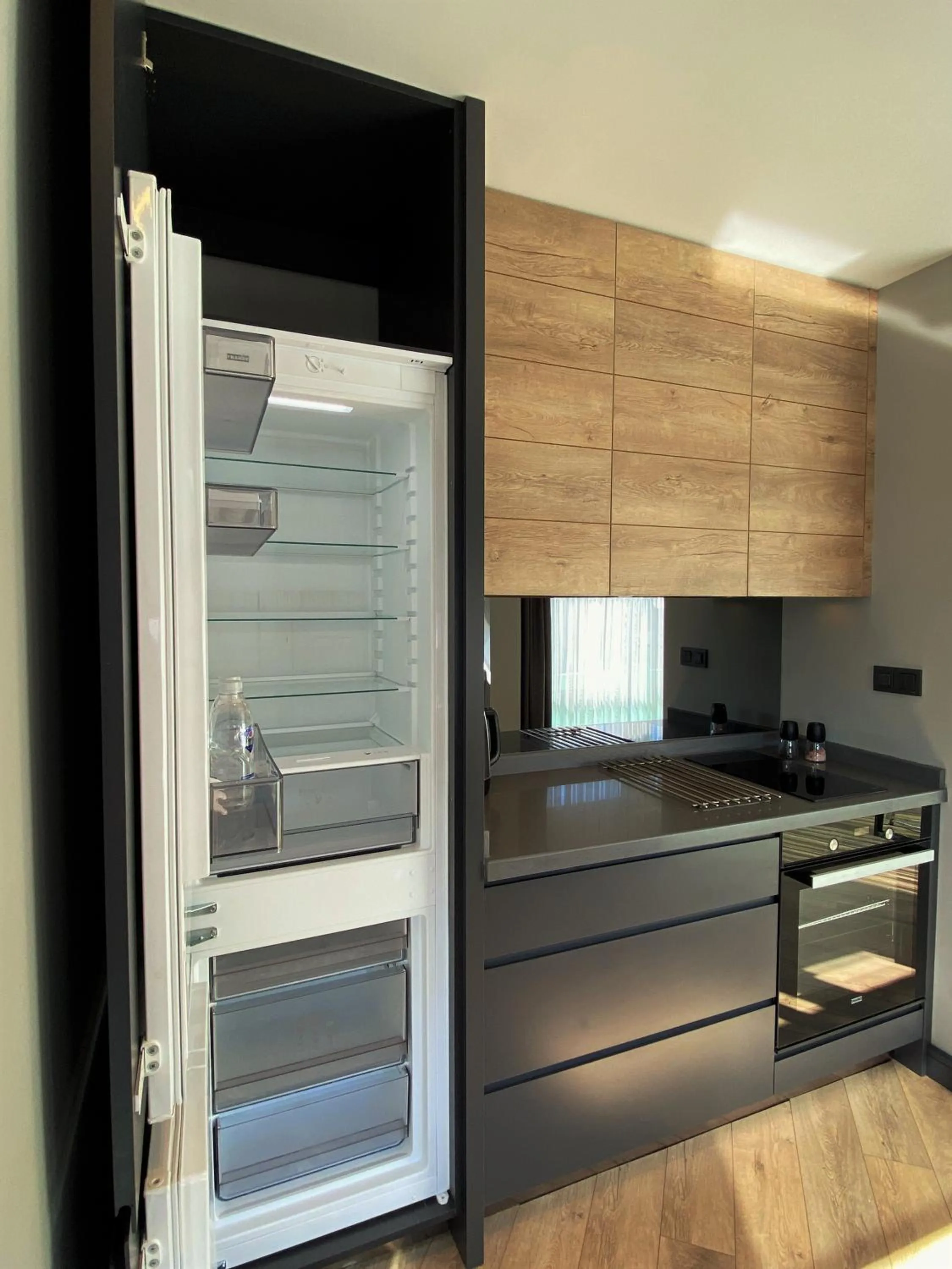 Kitchen or kitchenette, Bed in Z-Suites