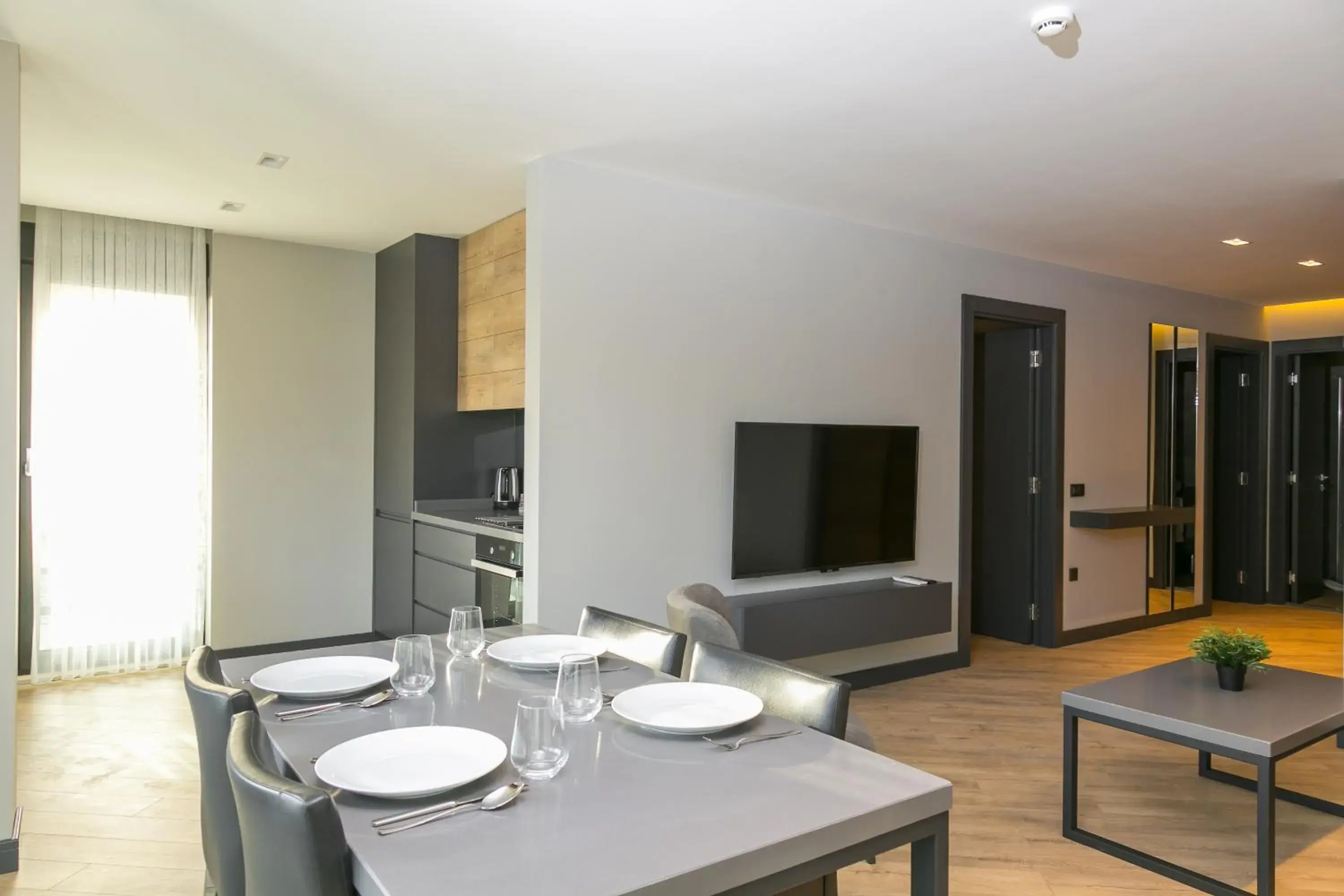 Kitchen or kitchenette in Z-Suites Kitchen or kitchenette in Z-Suites