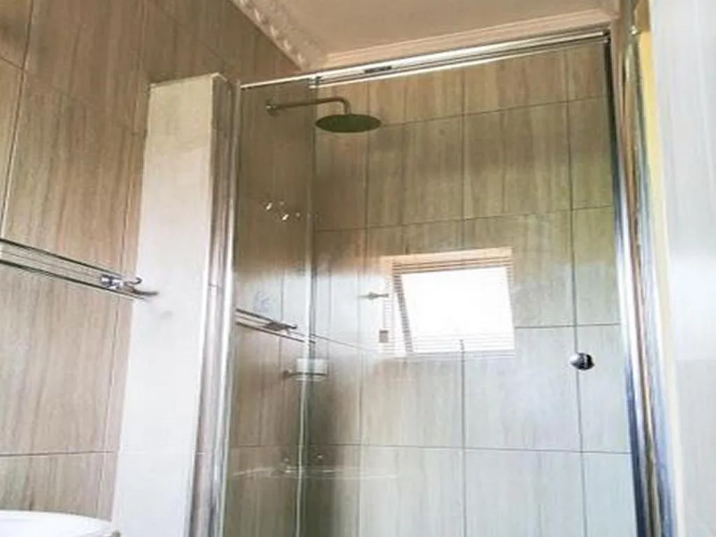 Shower in Belz Boutique Hotel