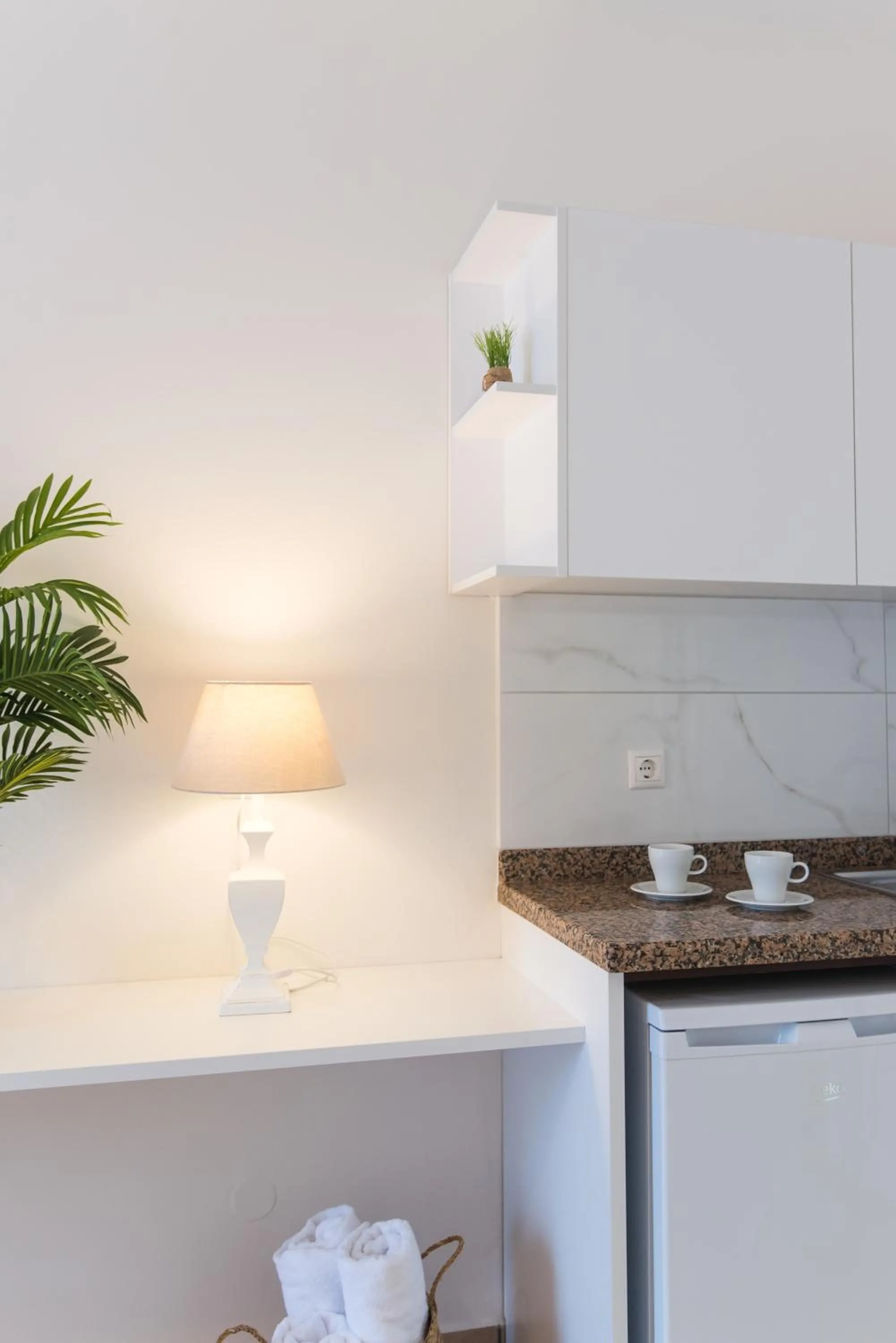 Kitchen or kitchenette in Mirage Studios