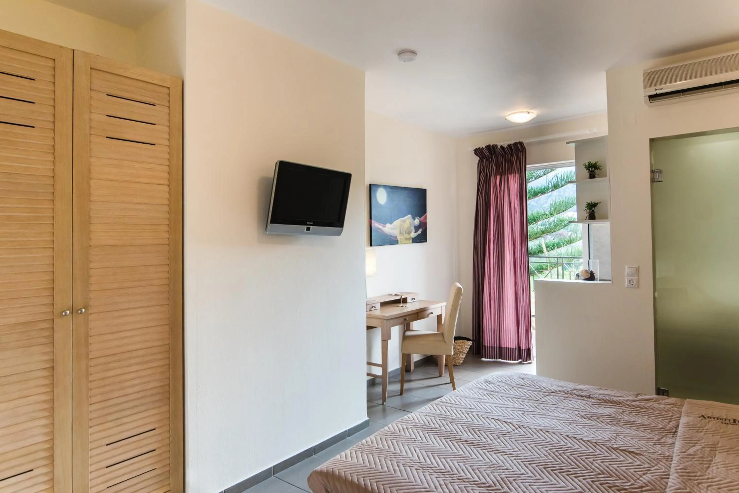 Bedroom in Mirage Studios