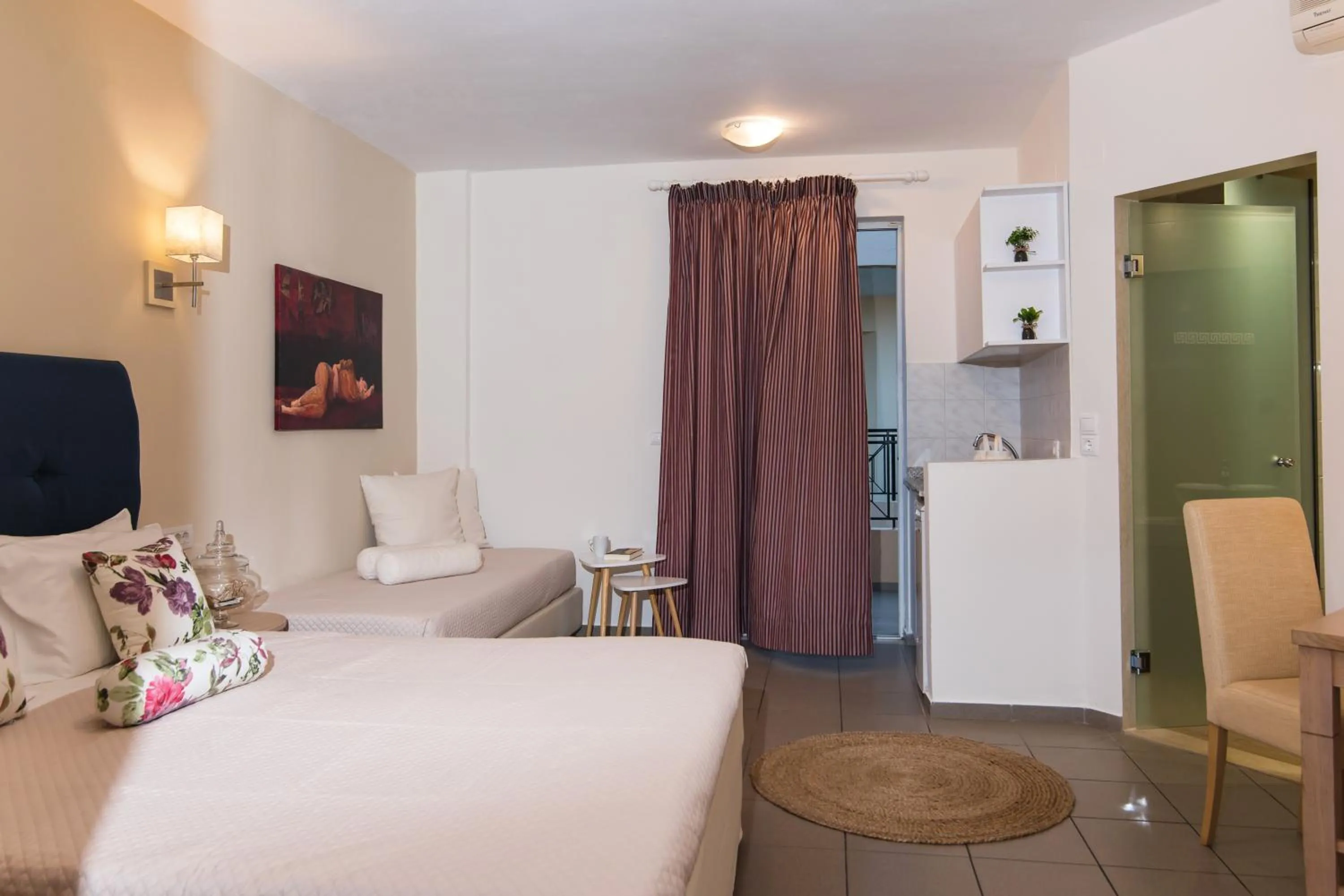 Bedroom, Bed in Mirage Studios