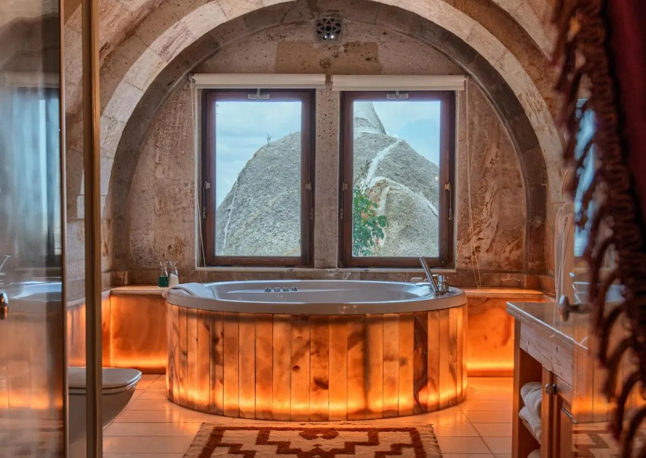 Bathroom in MUSEUM HOTEL - Relais & Châteaux