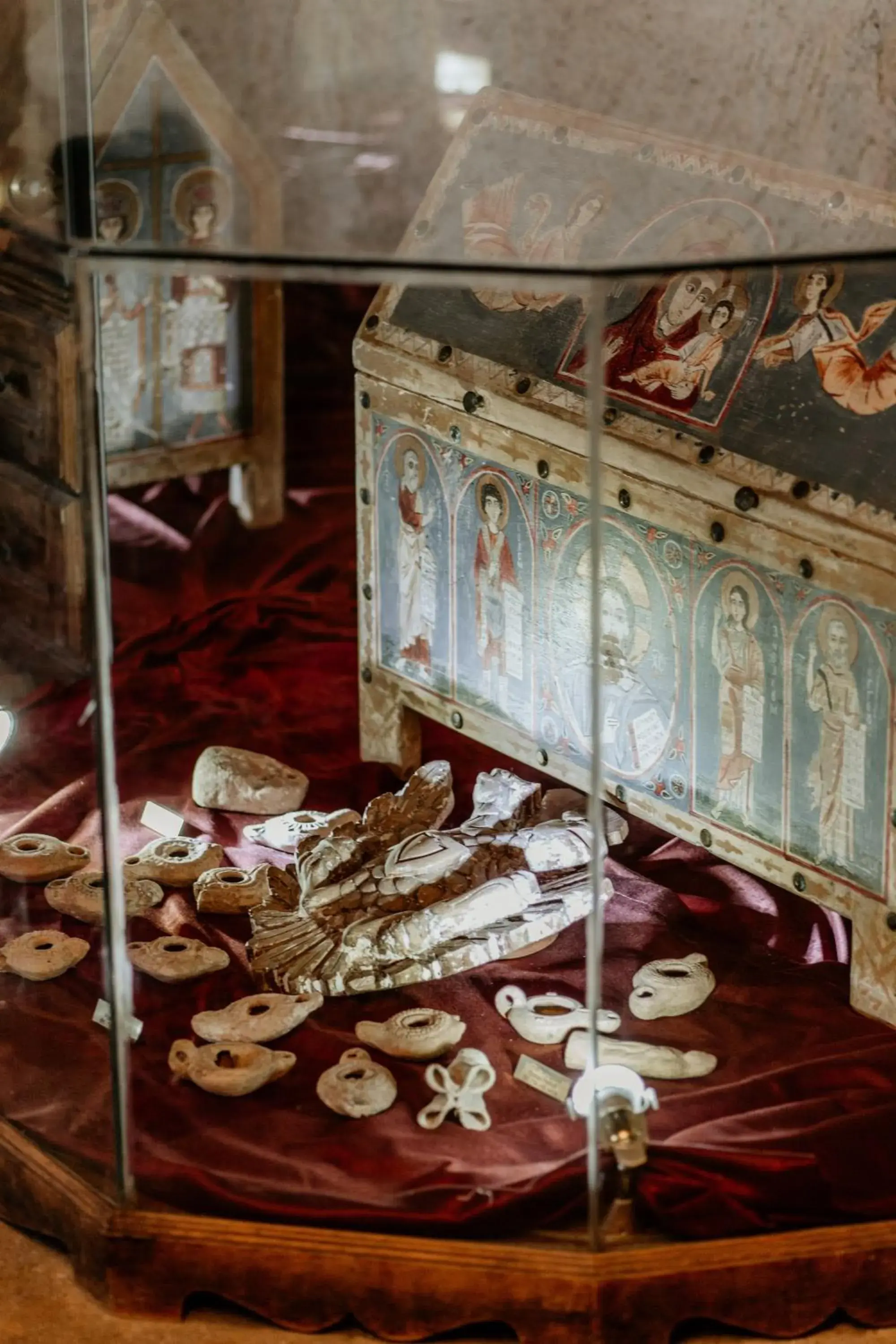 Property logo or sign, Bed in MUSEUM HOTEL - Relais & Châteaux Property logo or sign, Bed in MUSEUM HOTEL - Relais & Châteaux