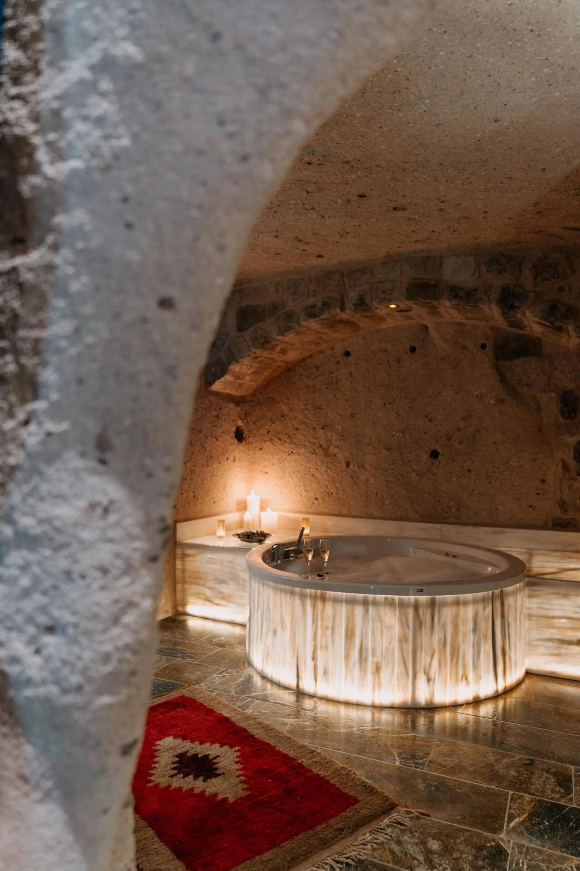 Hot Tub in MUSEUM HOTEL - Relais & Châteaux