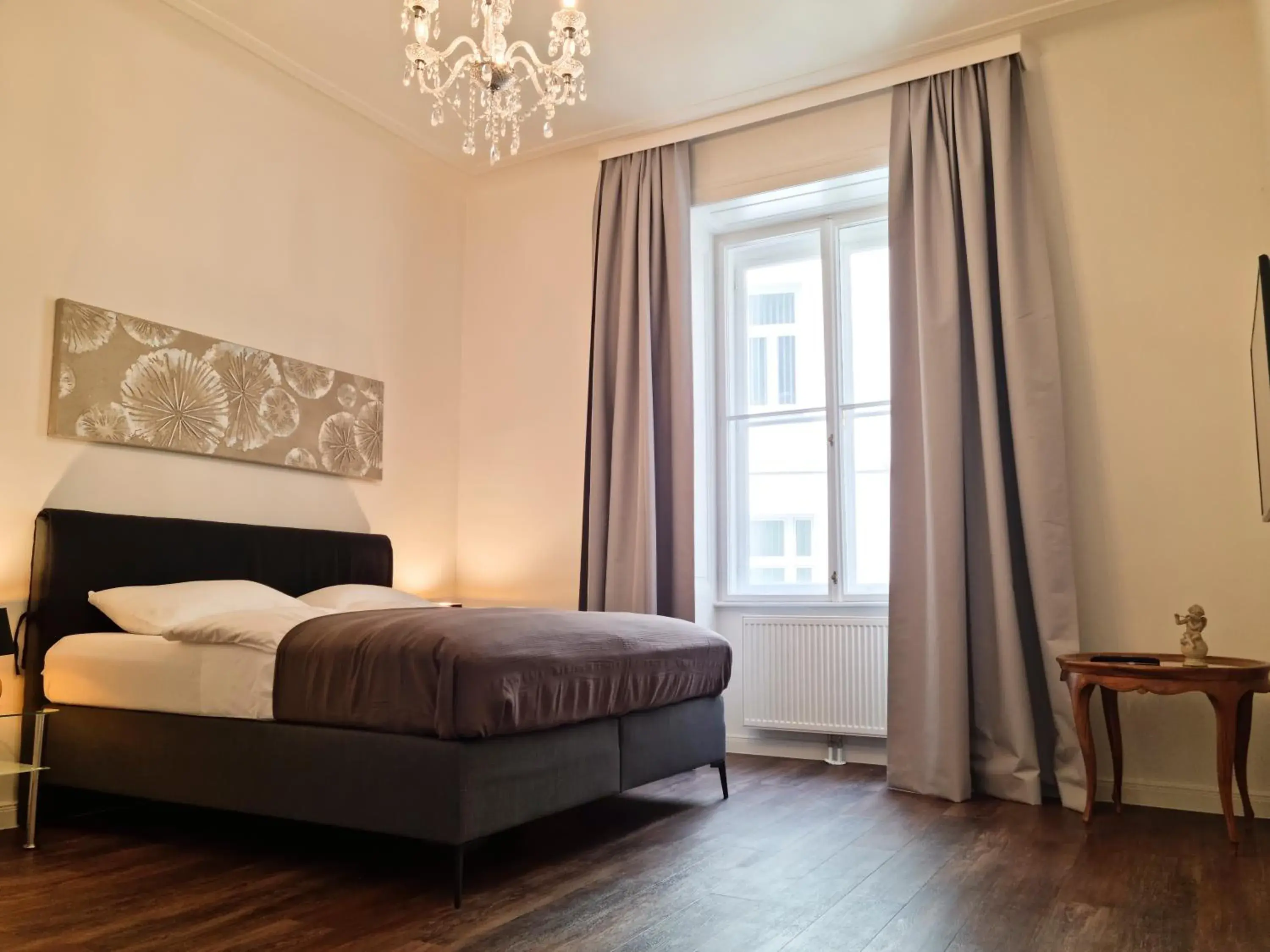 Deluxe Appartement with Kitchen and Various Views in Pension Mozart - Newly Renovated Deluxe Appartement with Kitchen and Various Views in Pension Mozart - Newly Renovated