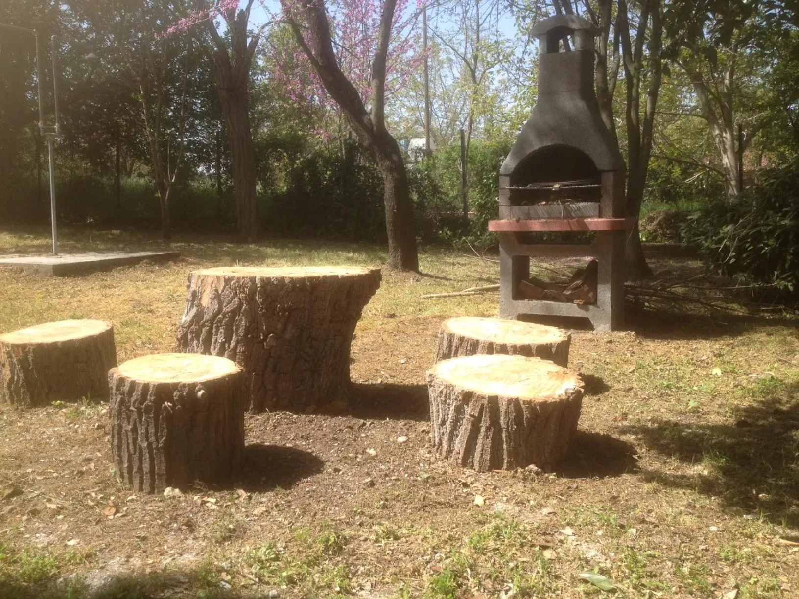 BBQ facilities in Ktima Dadouli