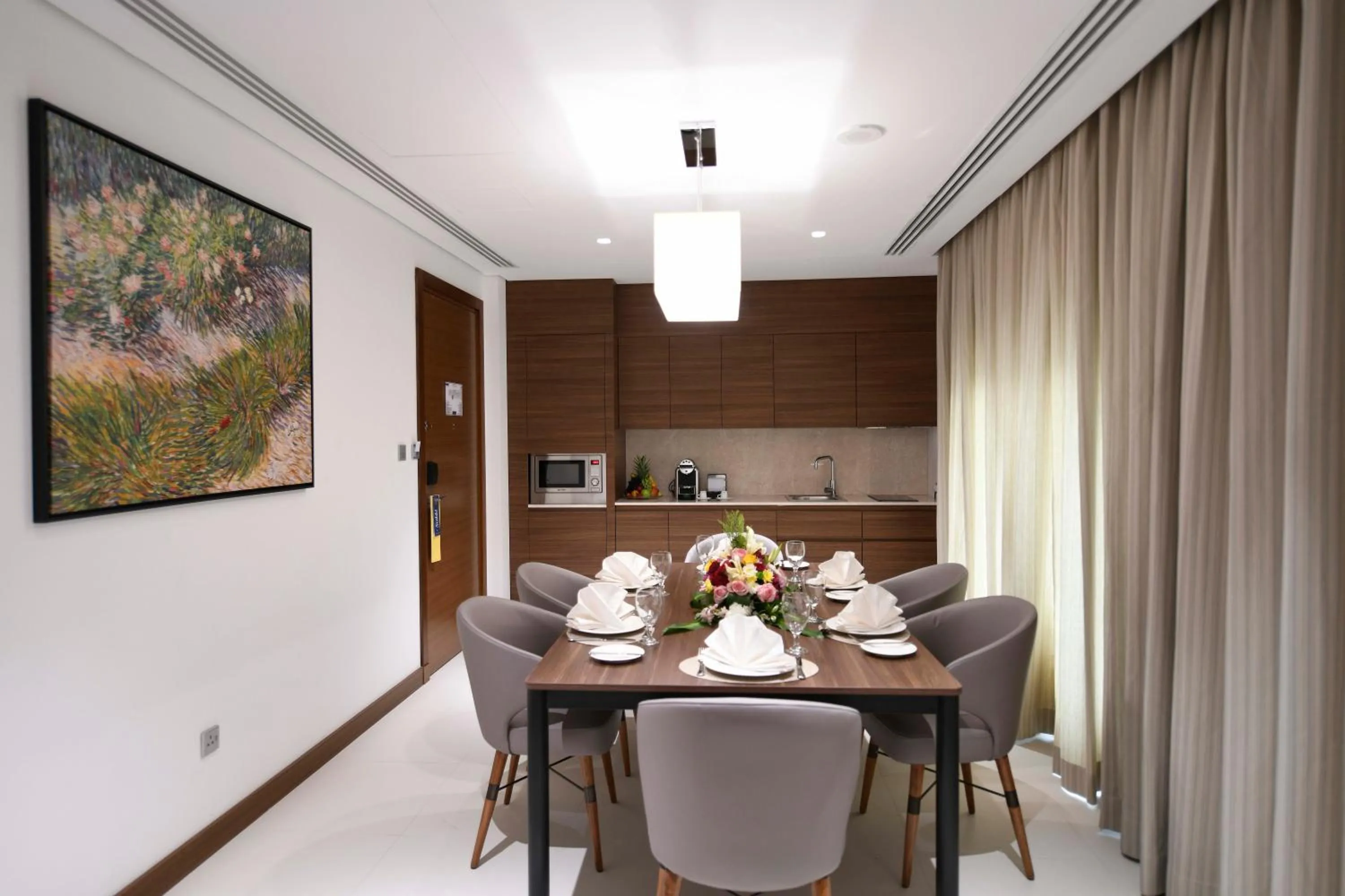 Dining area in Golden Tulip Riyadh Convention and Exhibition Center