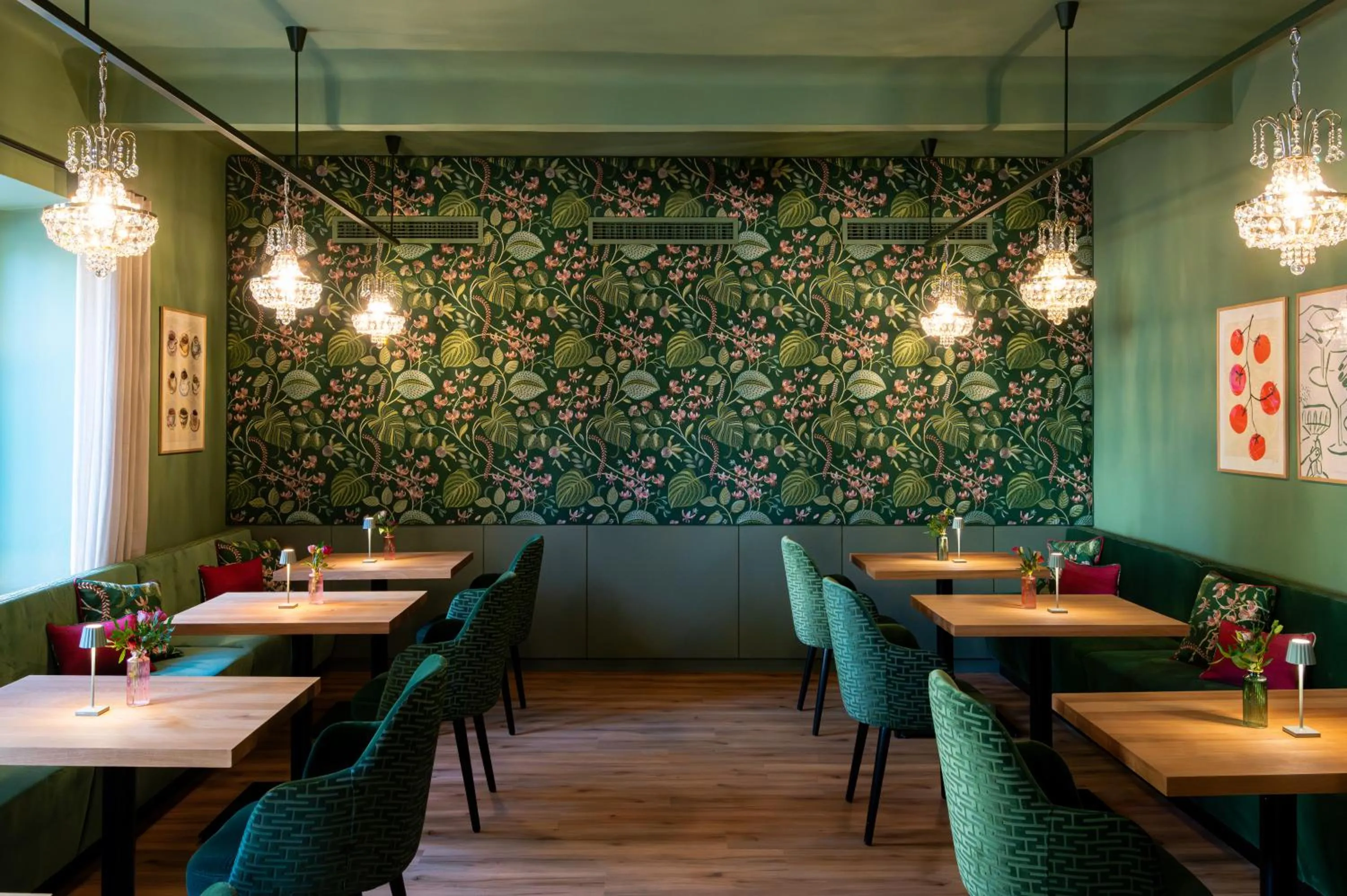 Breakfast in Hotel Vier Jahreszeiten Salzburg