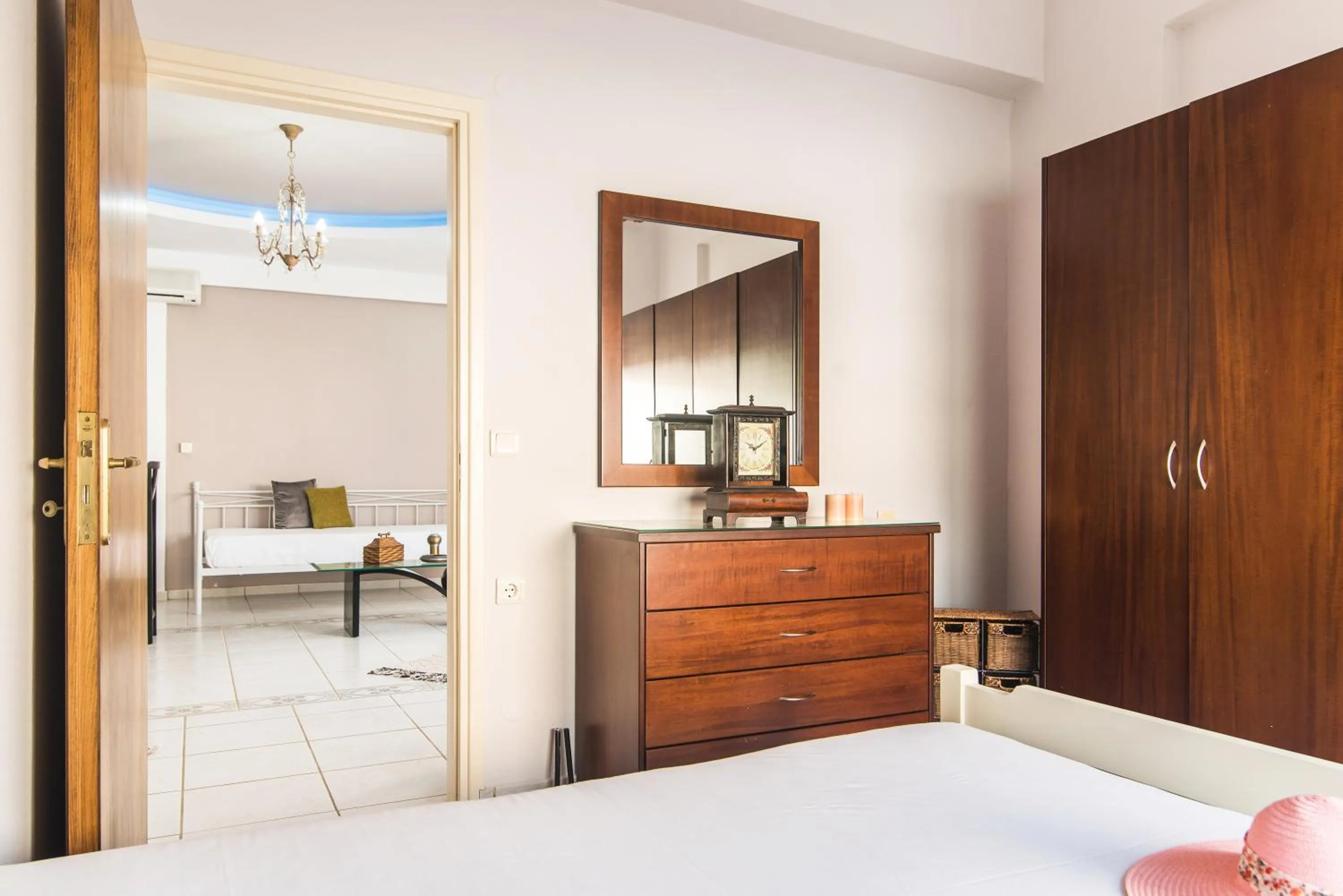 Bedroom, Bed in Yiannis Manos Hotel Resort