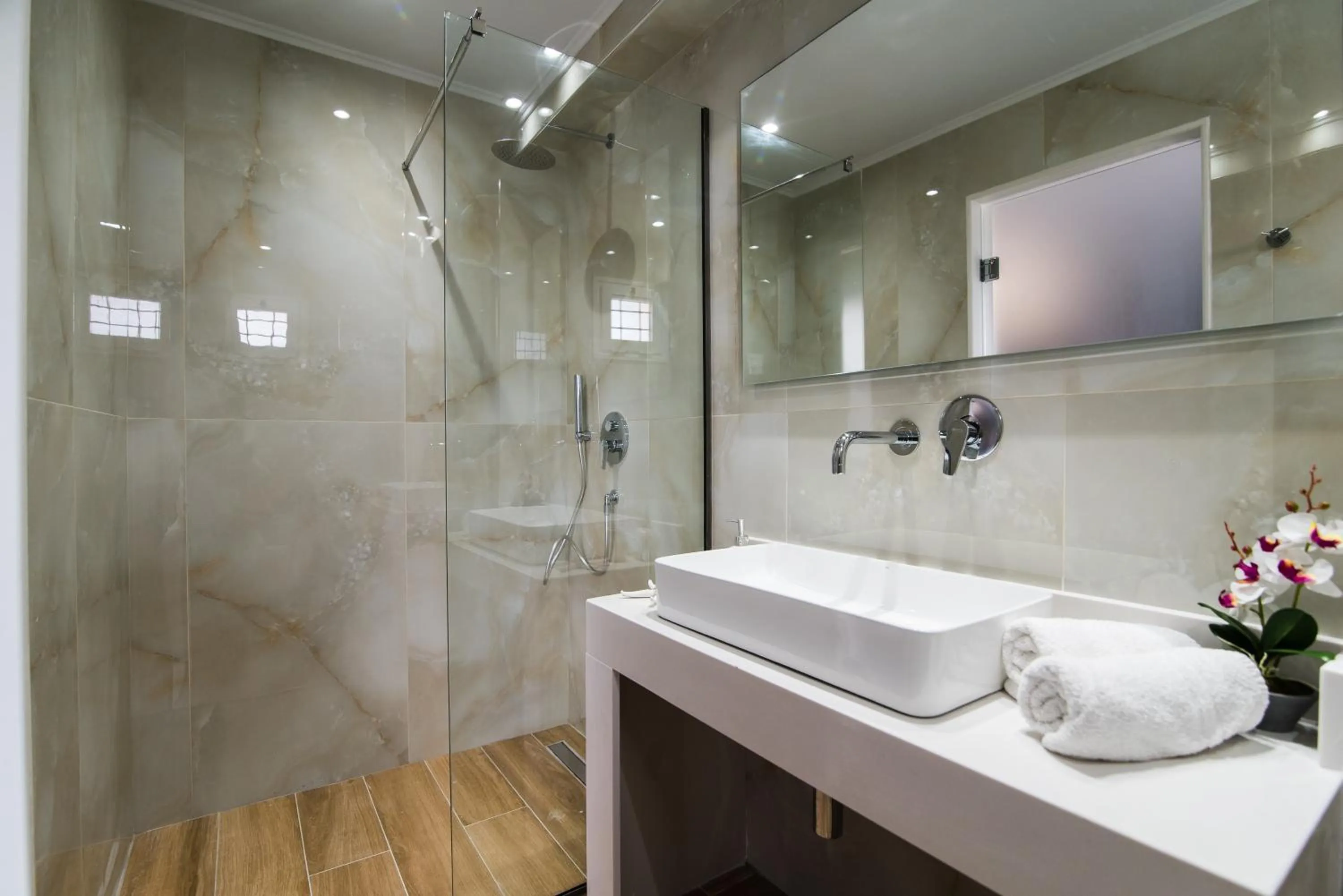 Bathroom in Yiannis Manos Hotel Resort