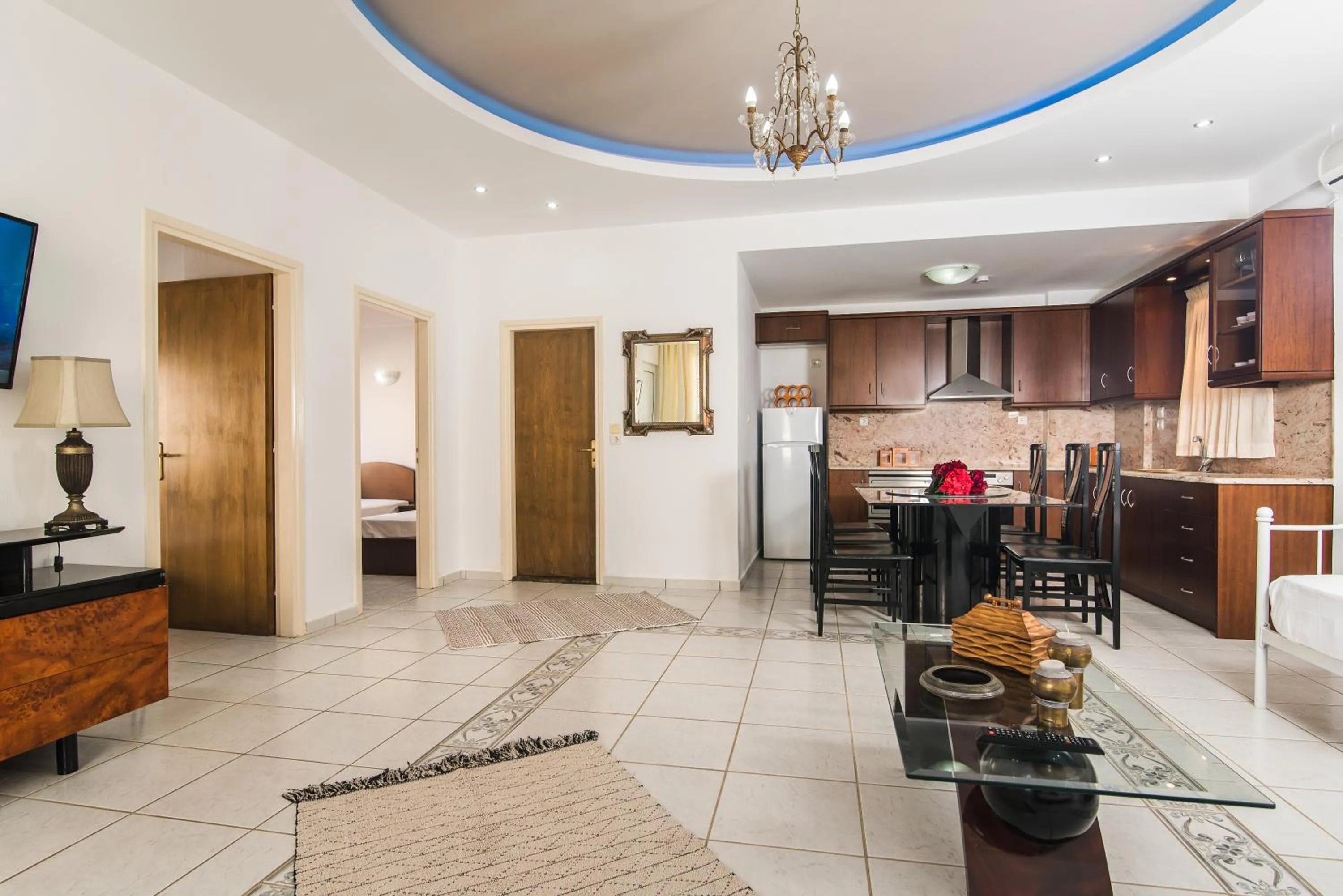 Bedroom in Yiannis Manos Hotel Resort