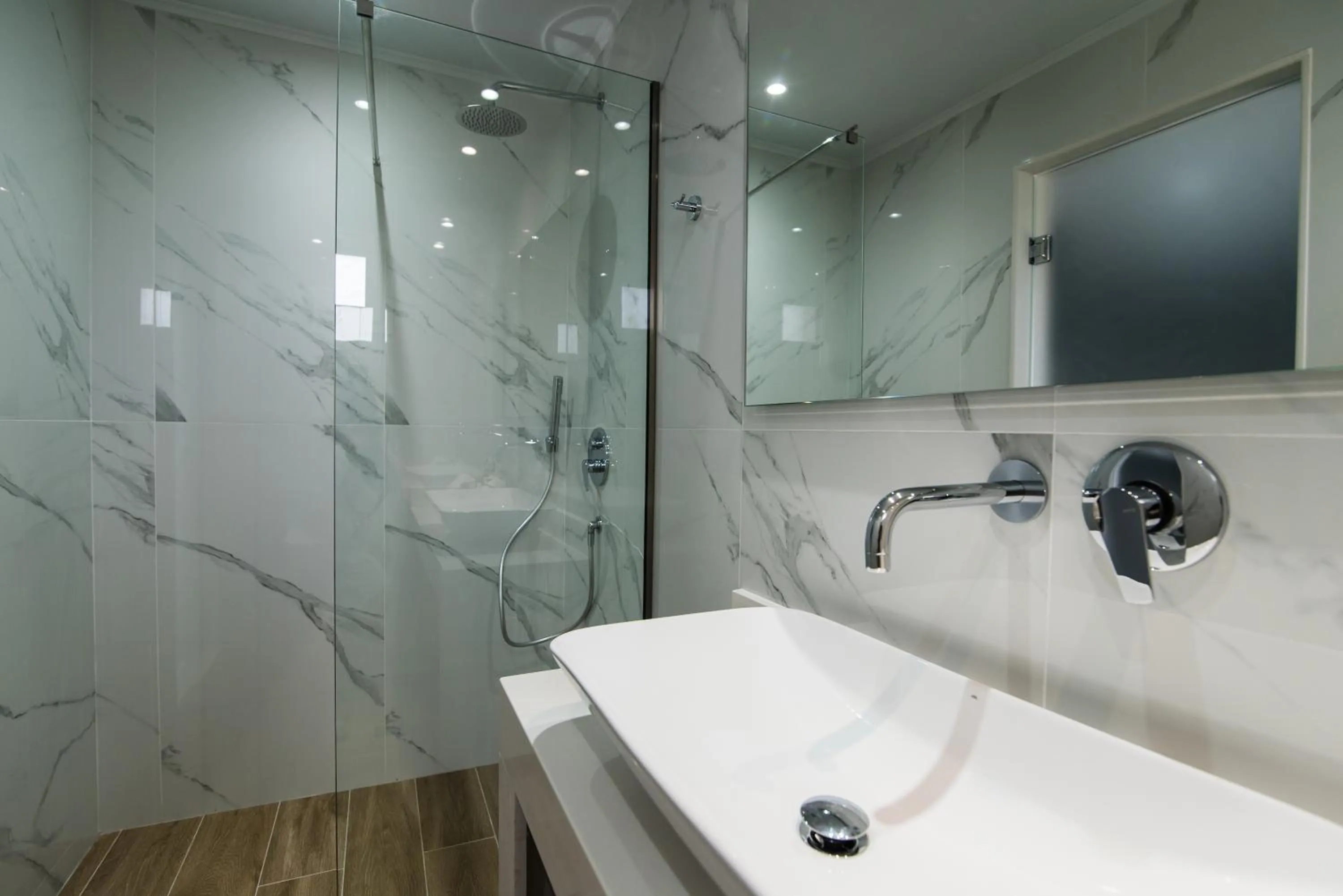 Bathroom in Yiannis Manos Hotel Resort