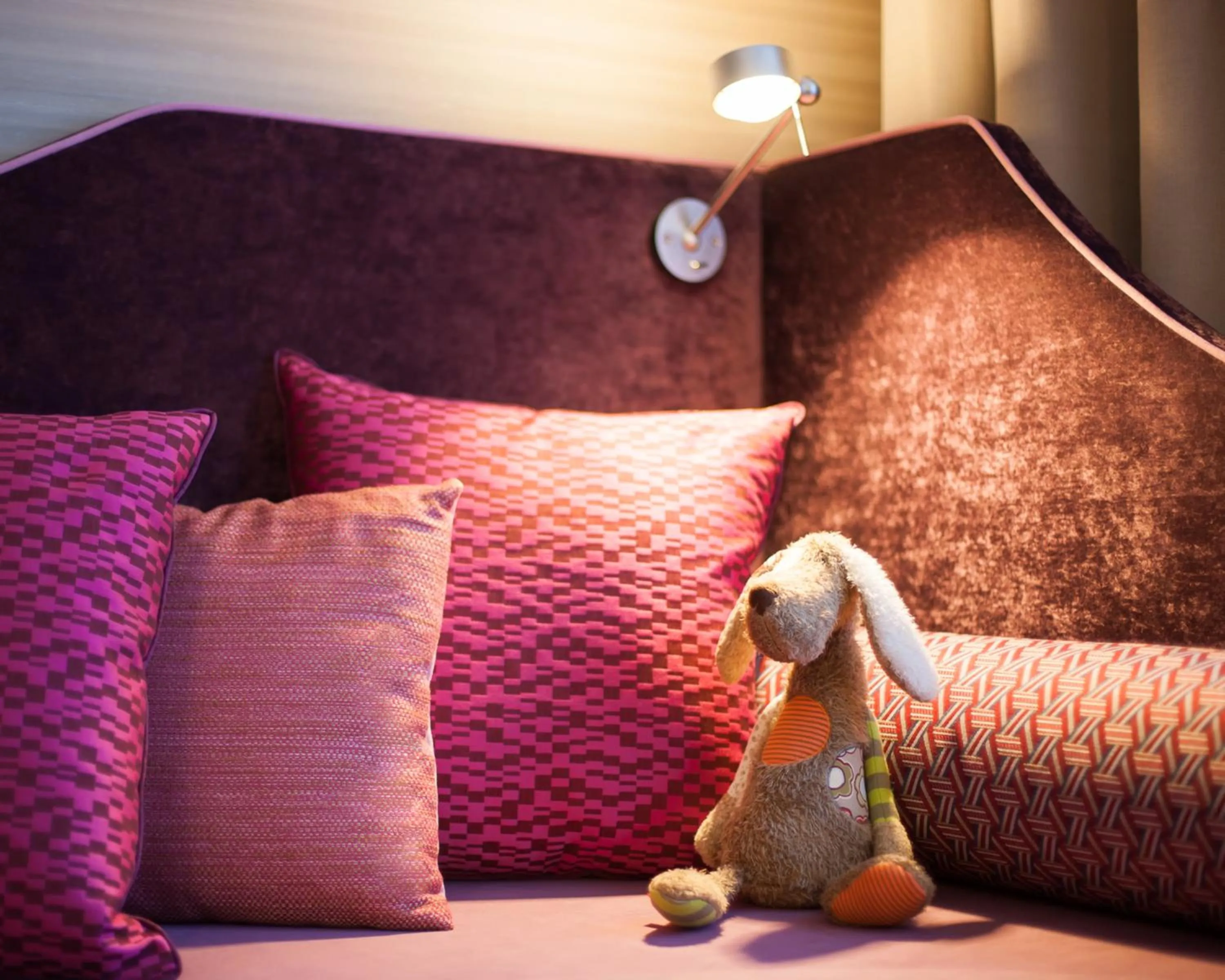 Seating area, Bed in Henriette Stadthotel Vienna