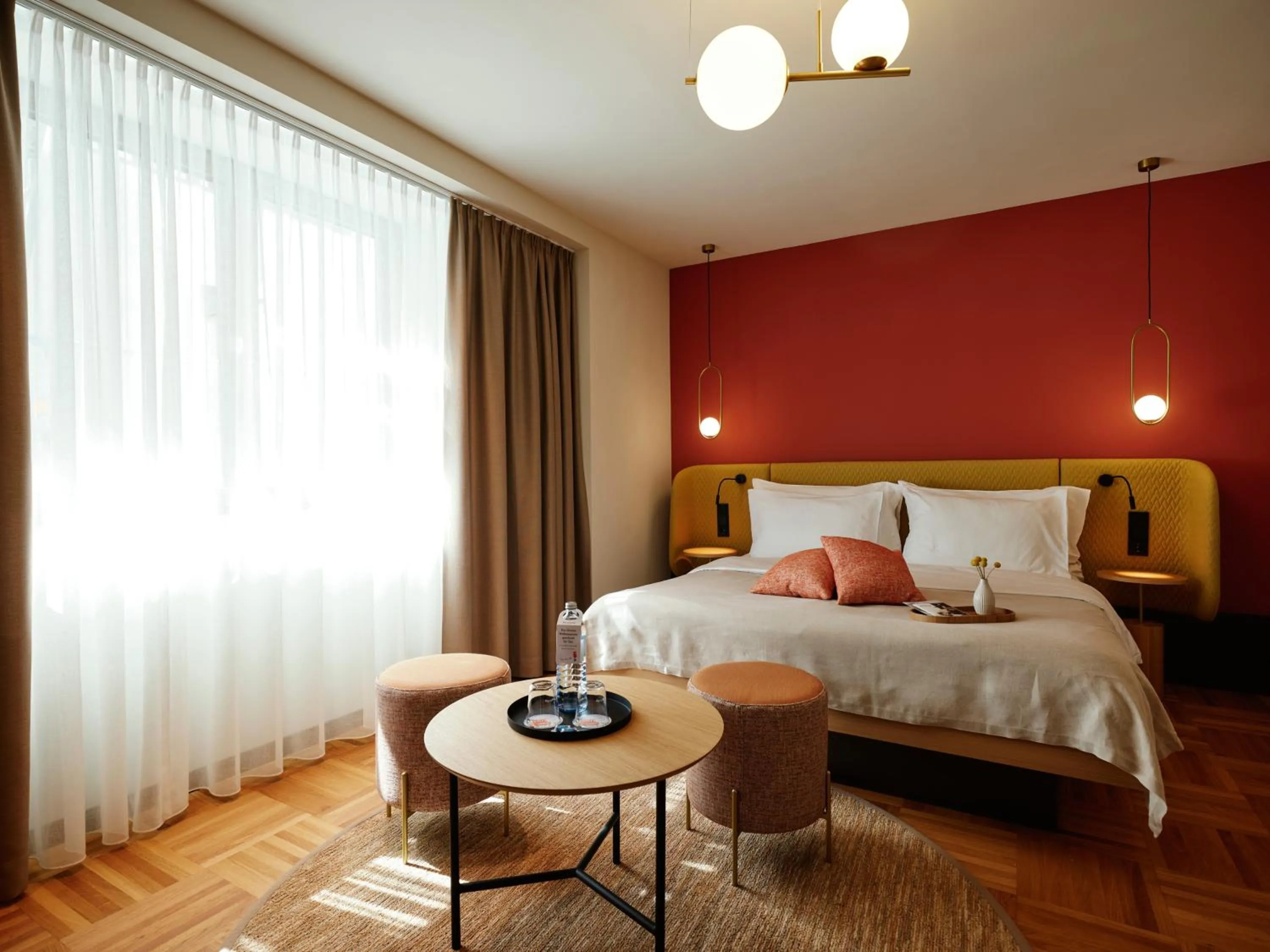 Photo of the whole room, Bed in Henriette Stadthotel Vienna