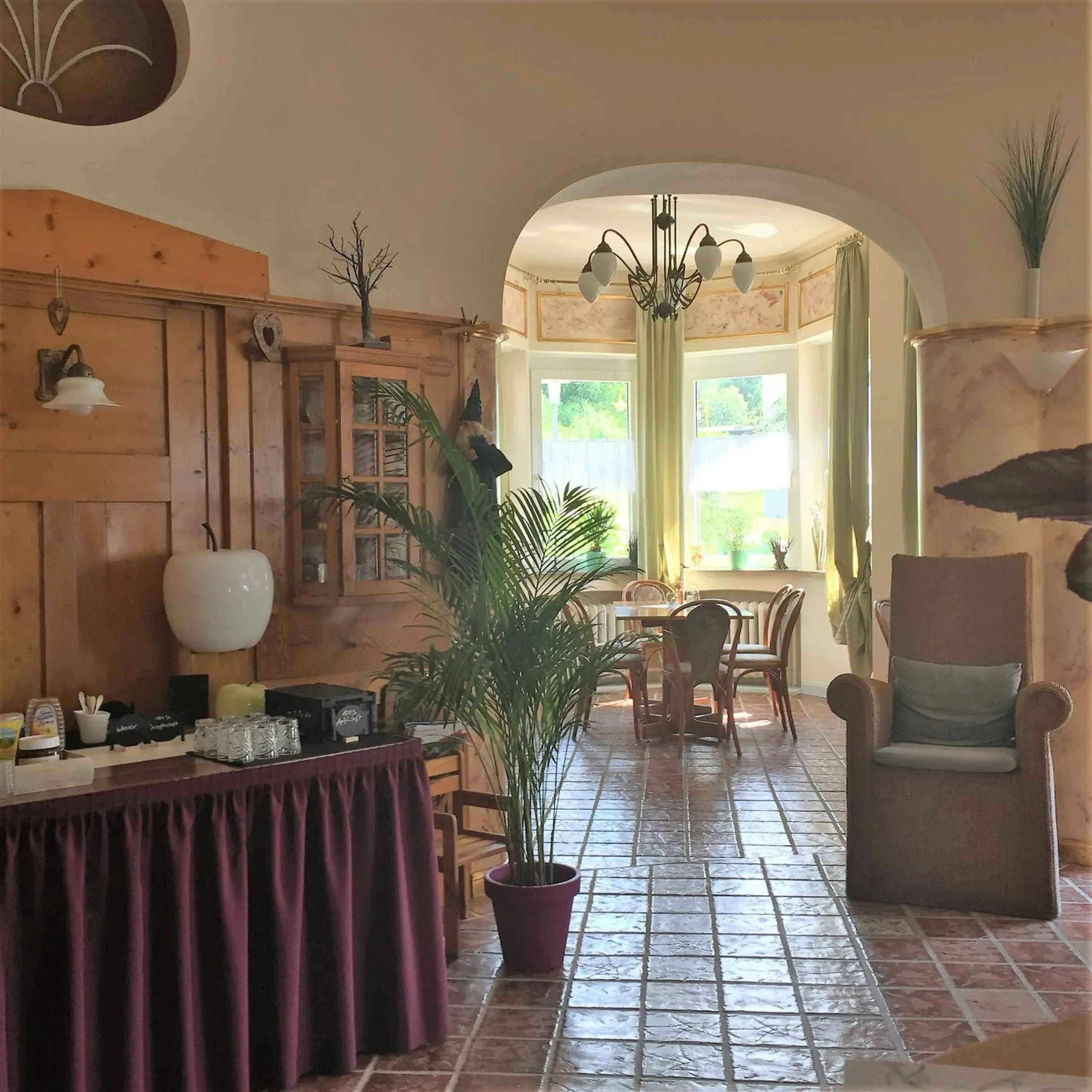 Restaurant/places to eat in Hotel-Pension Teutonia