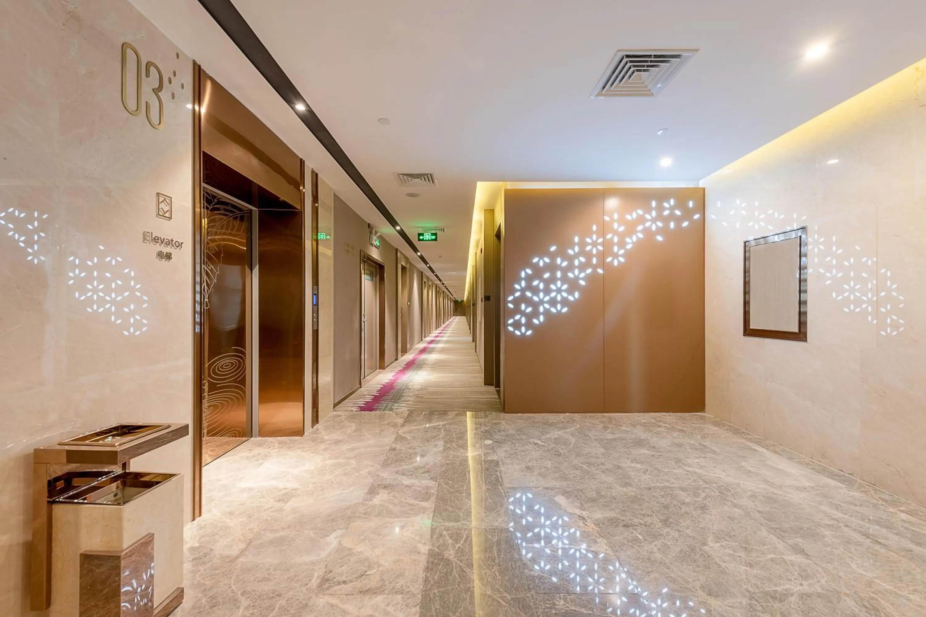 Property building in Lavande Hotel Shenzhen Baoan International Convention and Exhibition Center