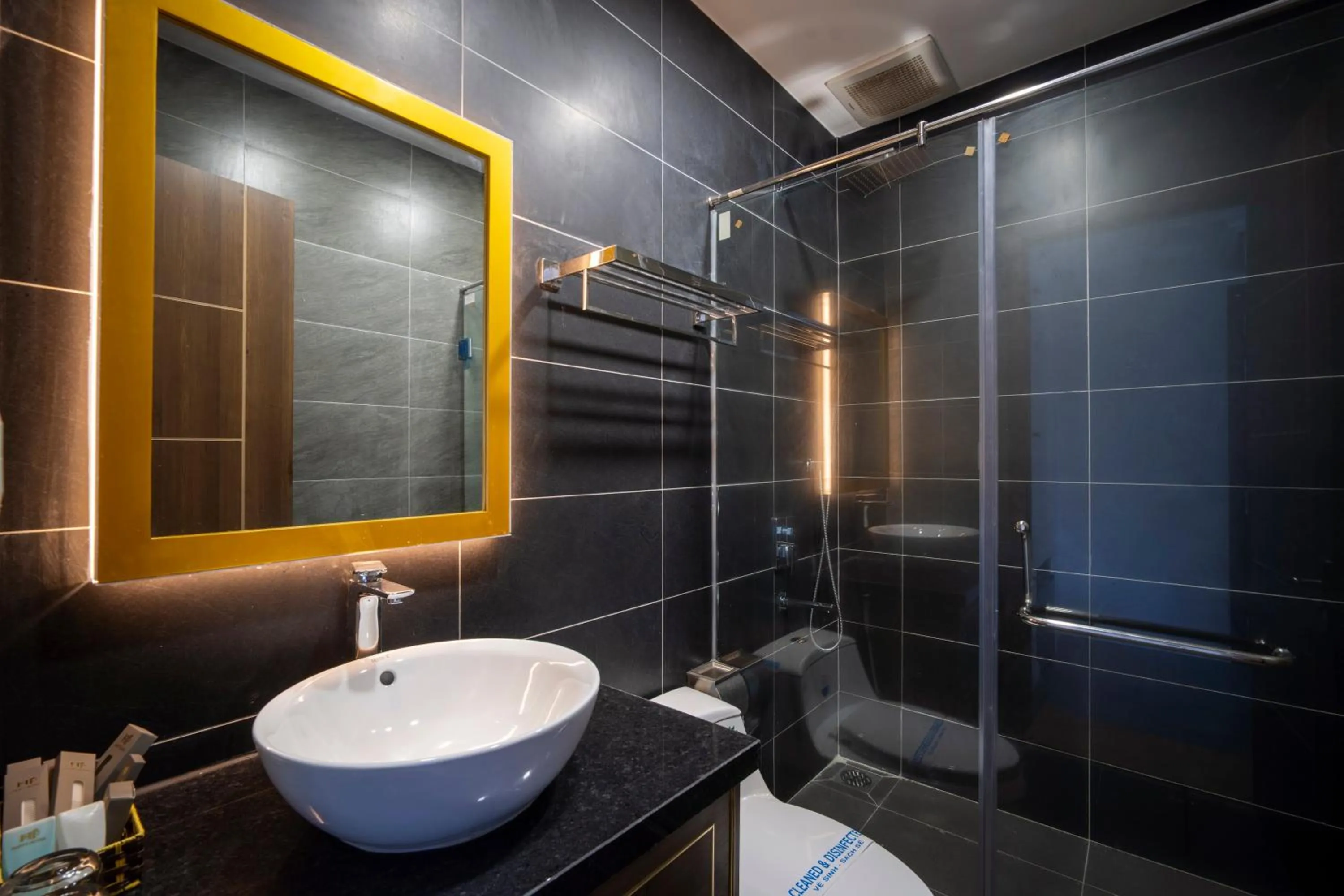 Bathroom in HOTEL HAPPY PHU QUOC