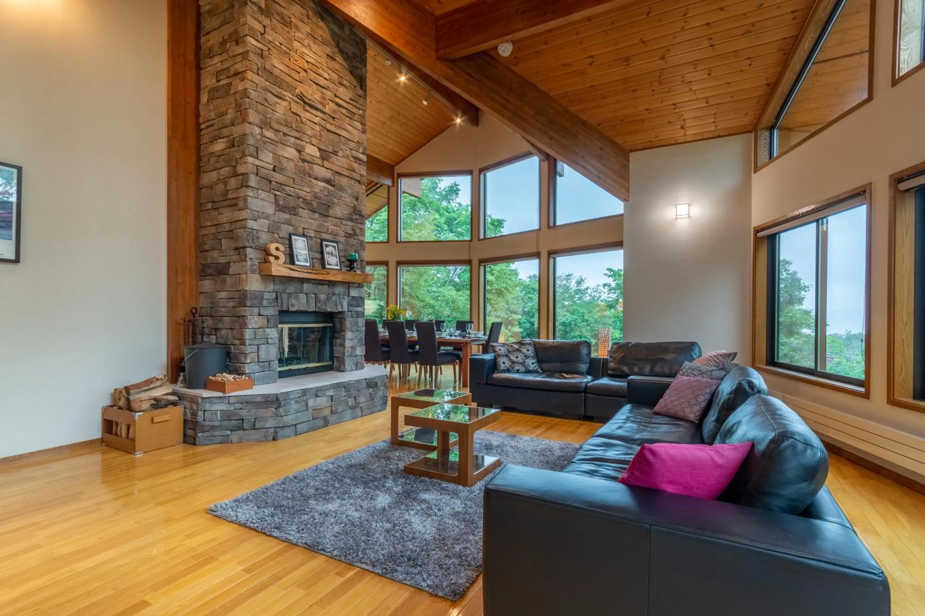 Living room in Starchase by H2 Life