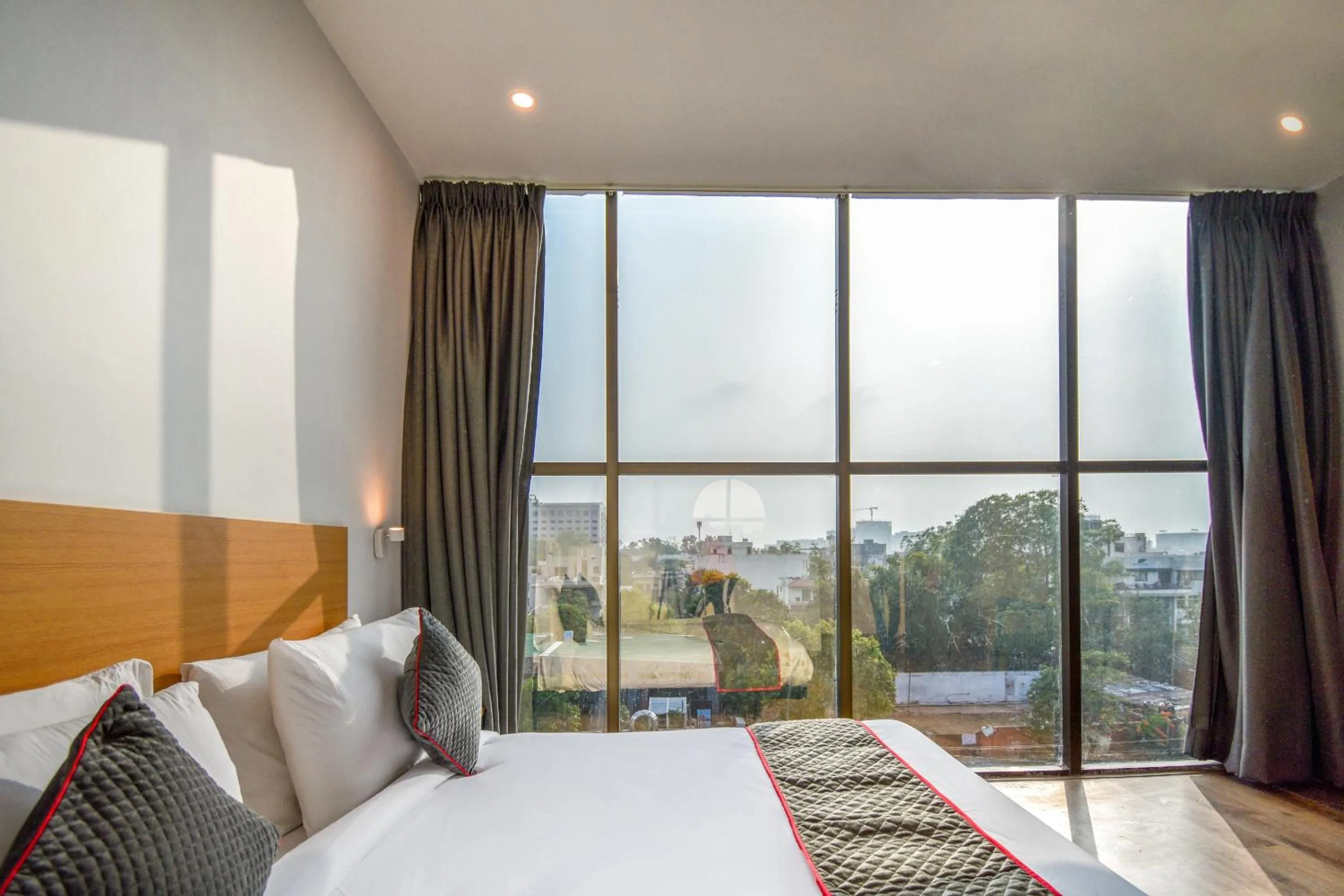 Bedroom, Bed in Hotel O KG Estate