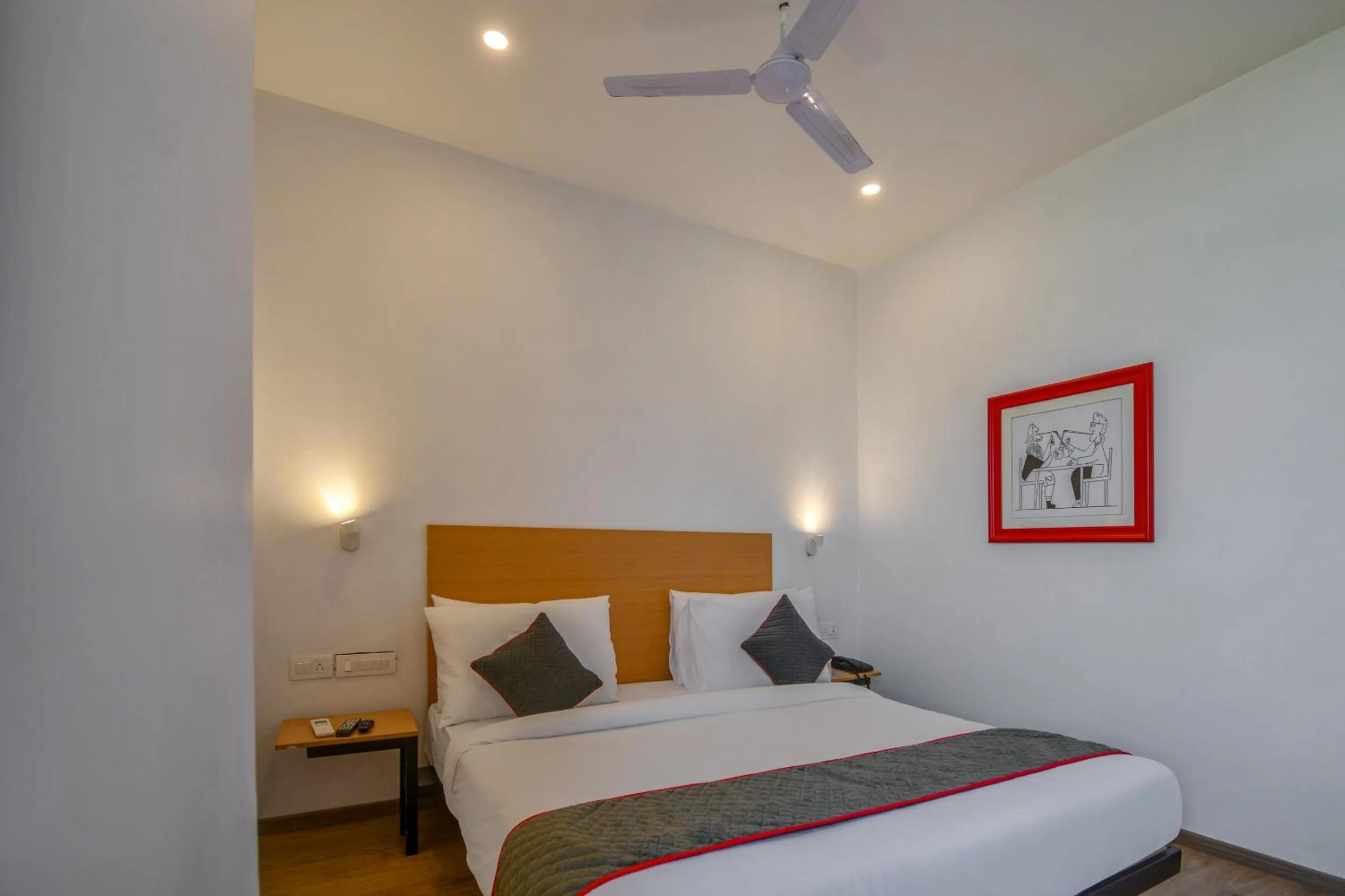 Bedroom, Bed in Hotel O KG Estate