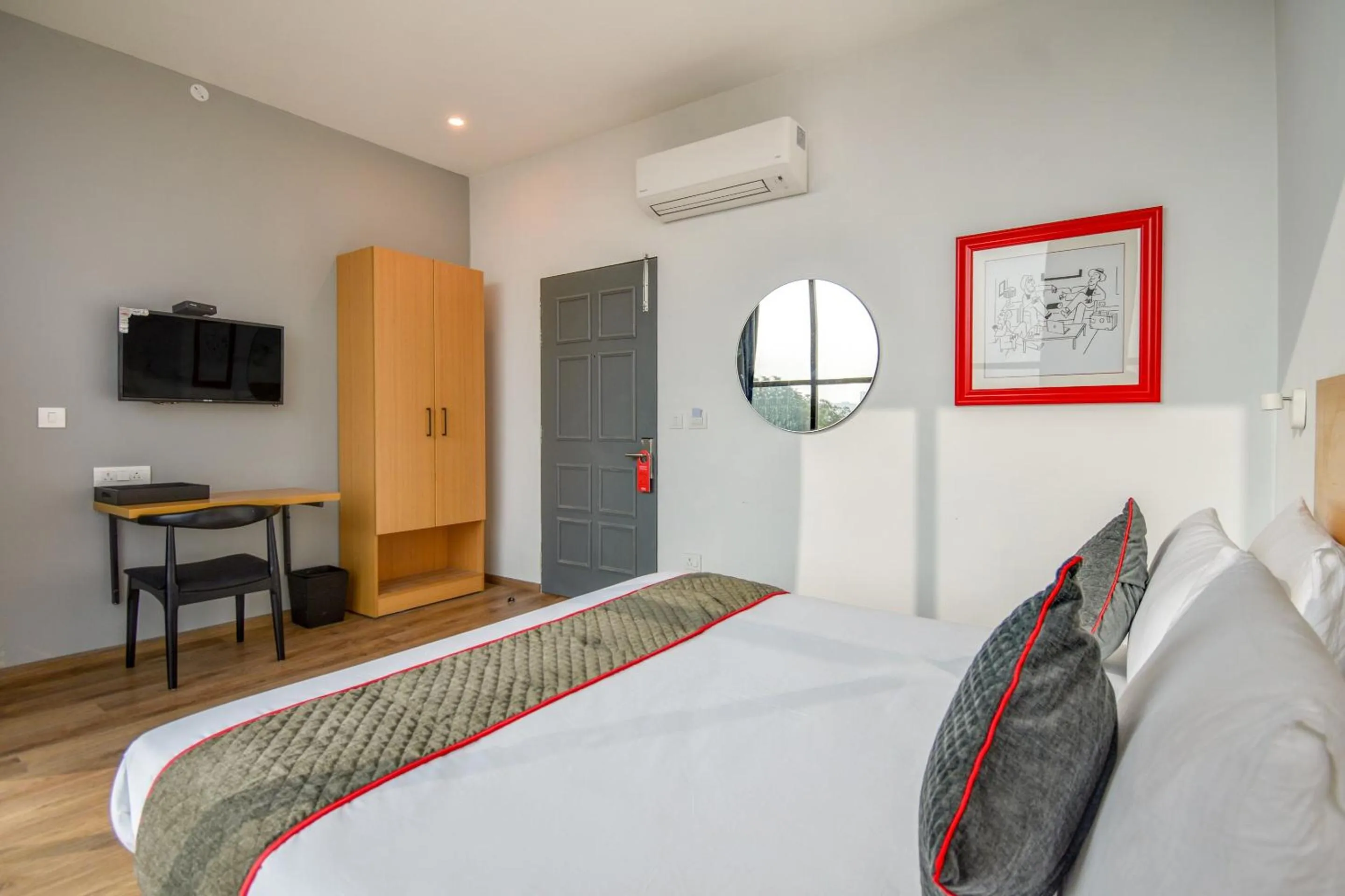 Bedroom, Bed in Hotel O KG Estate