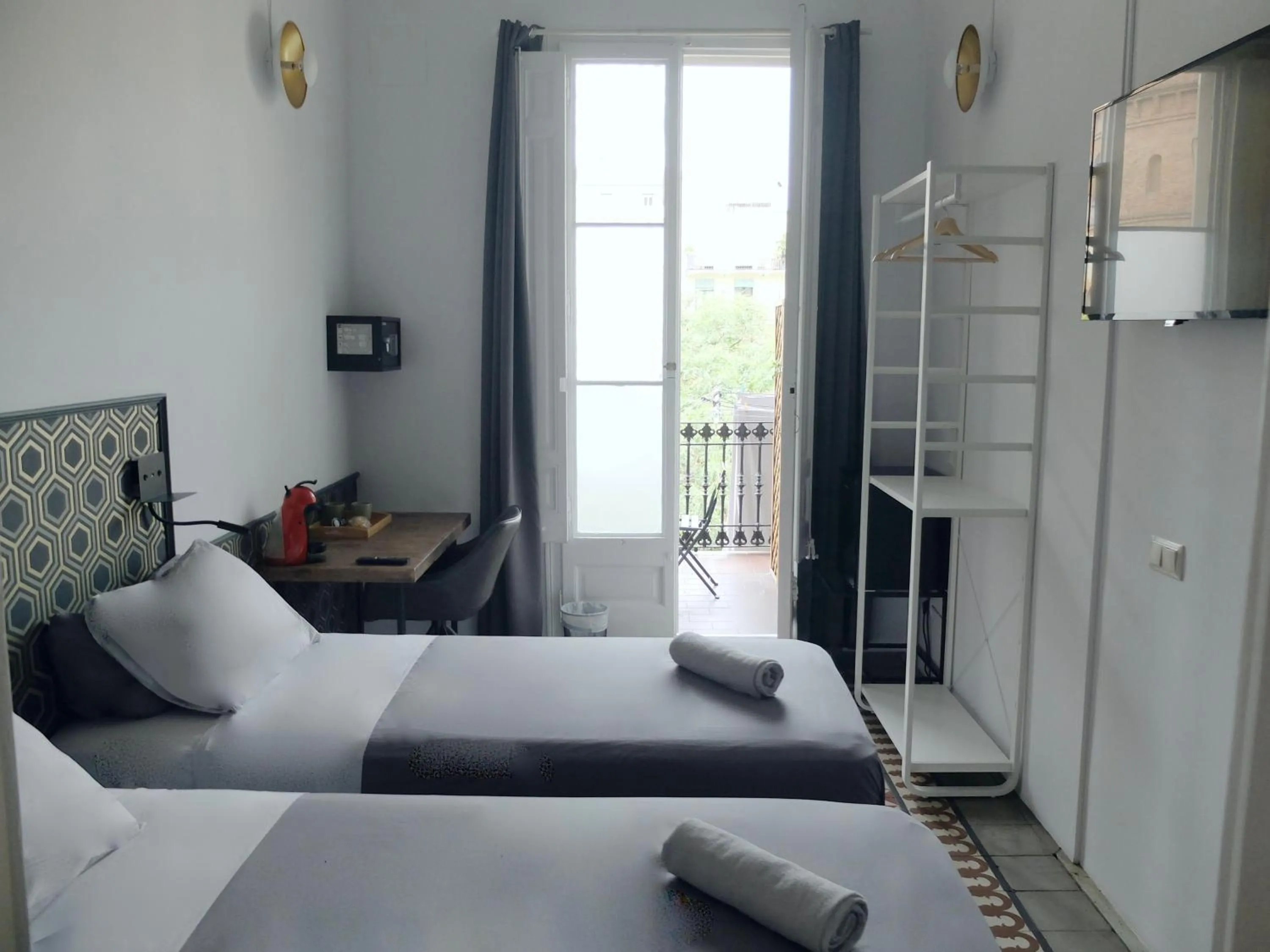 View (from property/room), Bed in Fabrizzio's Petit