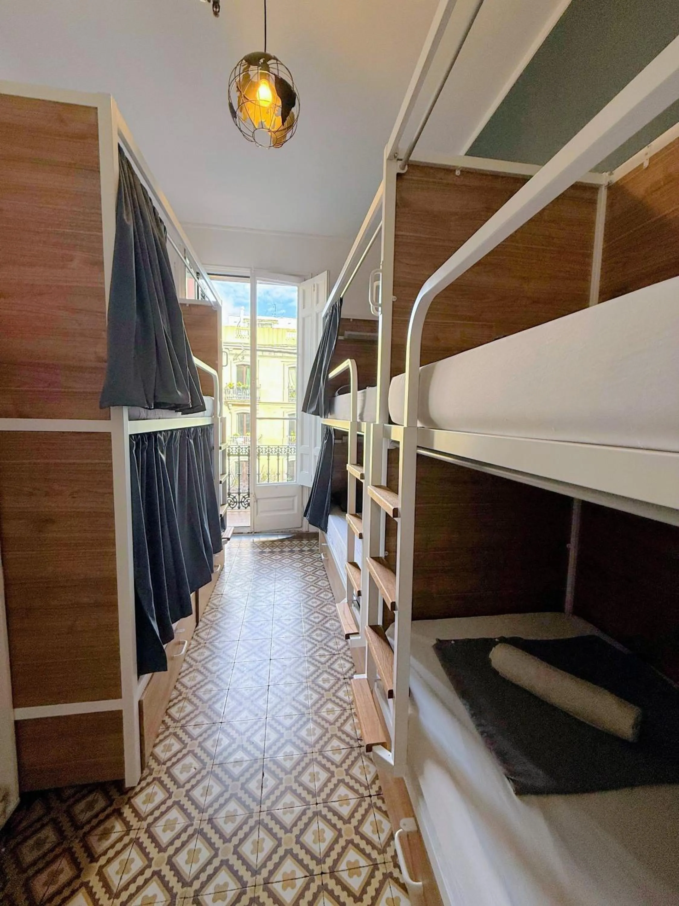 bunk bed, Bed in Fabrizzio's Petit