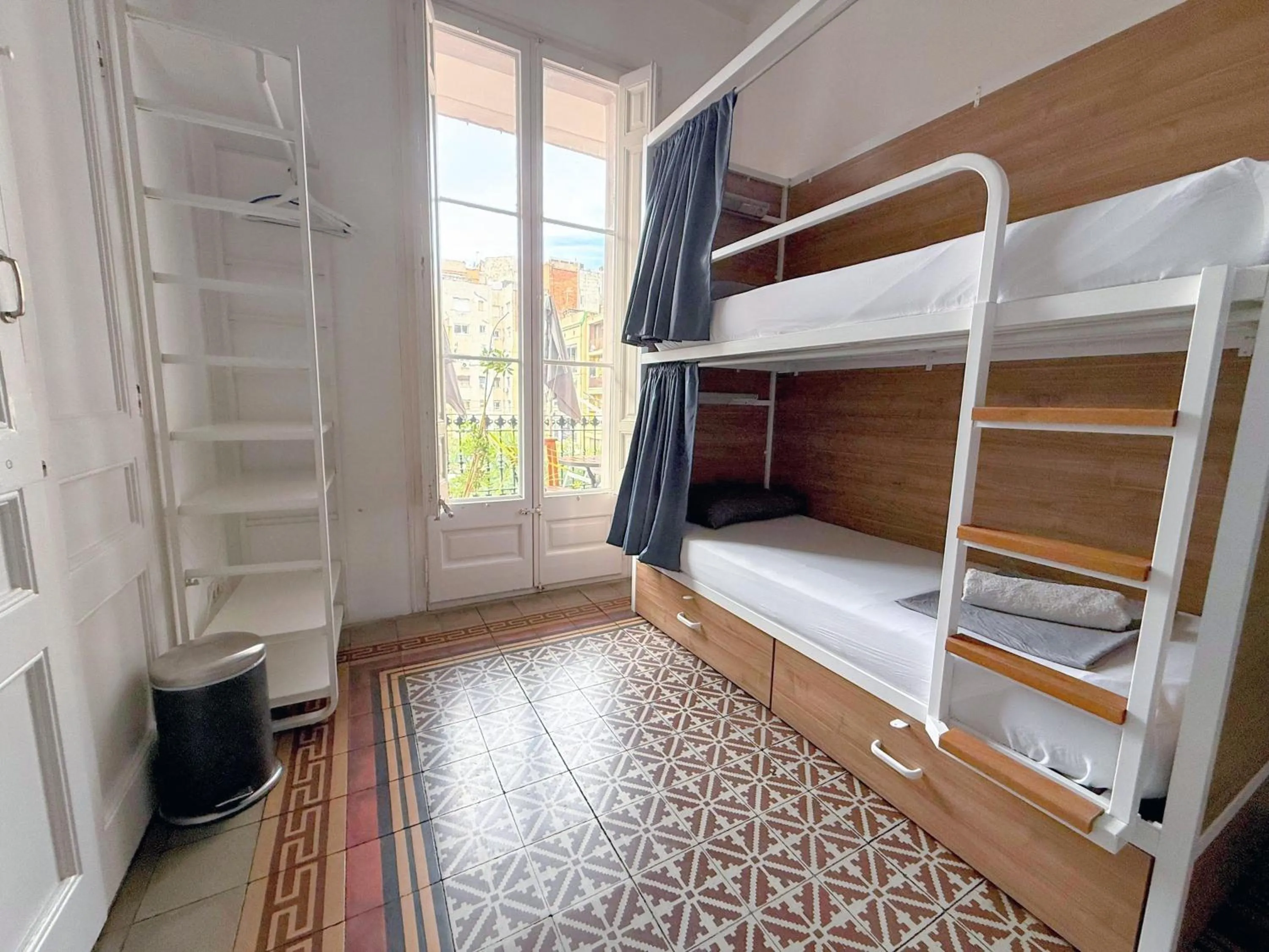 Off site, Bed in Fabrizzio's Petit