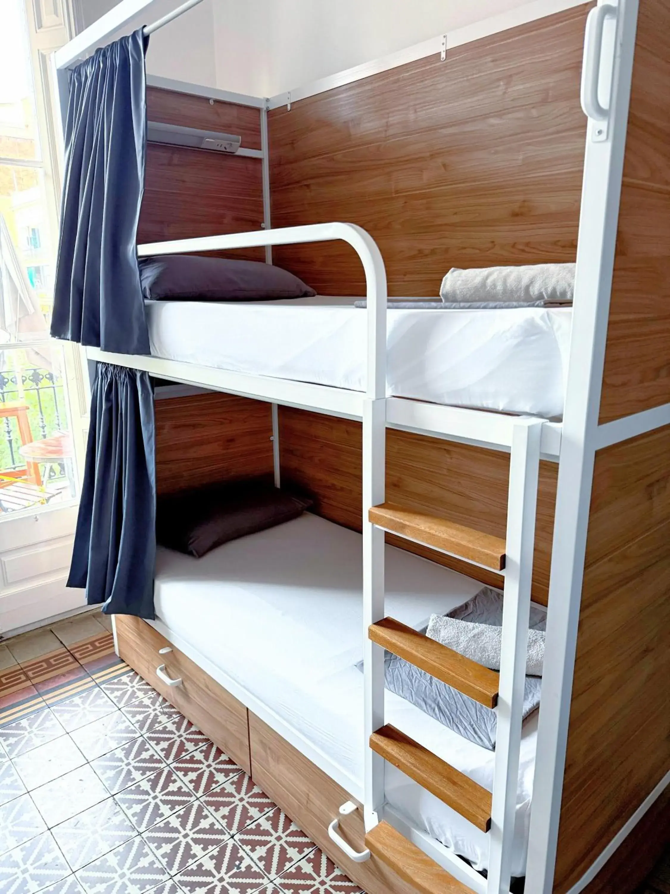 Garden view, Bed in Fabrizzio's Petit Garden view, Bed in Fabrizzio's Petit