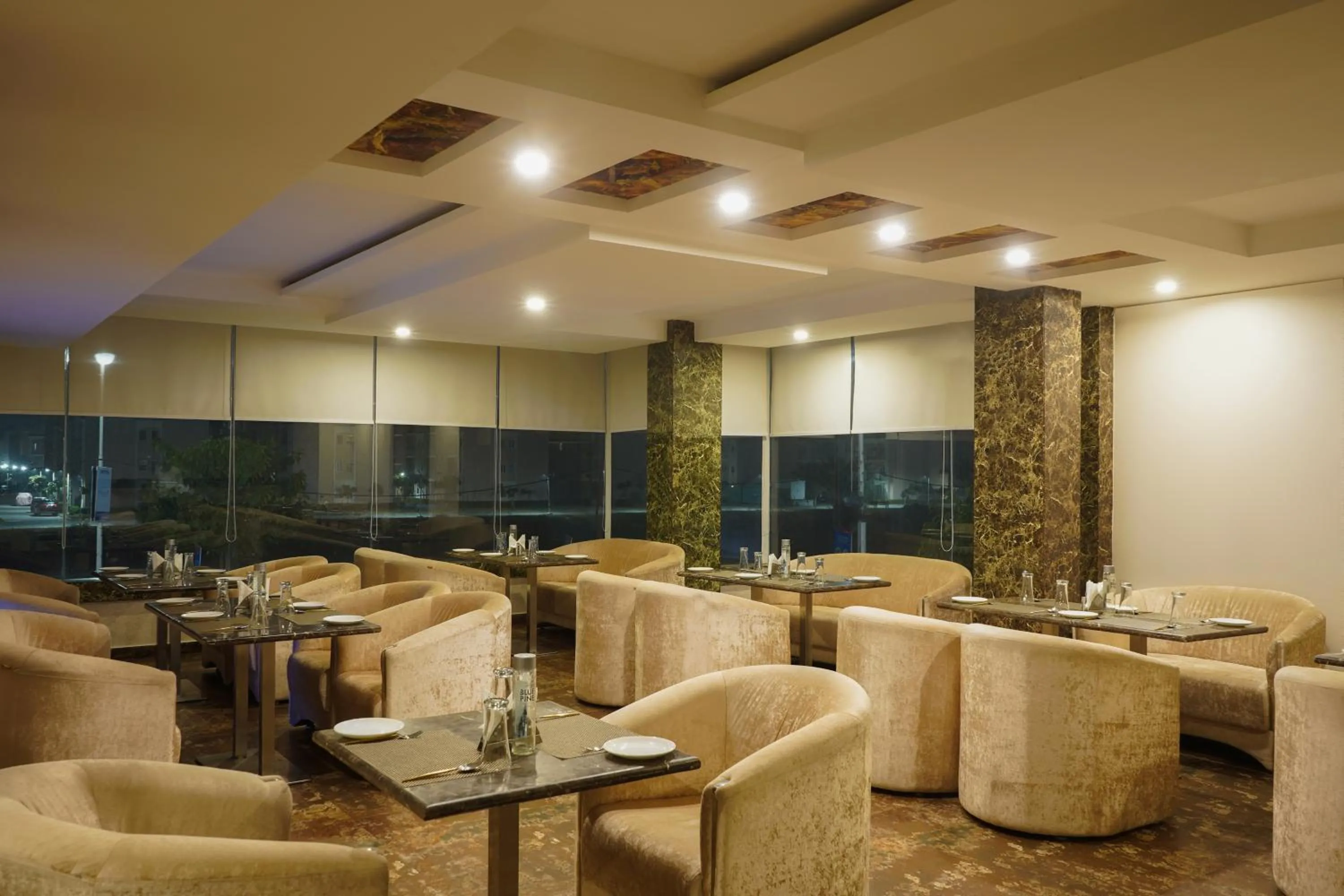 Restaurant/places to eat in Country Inn Vrindavan