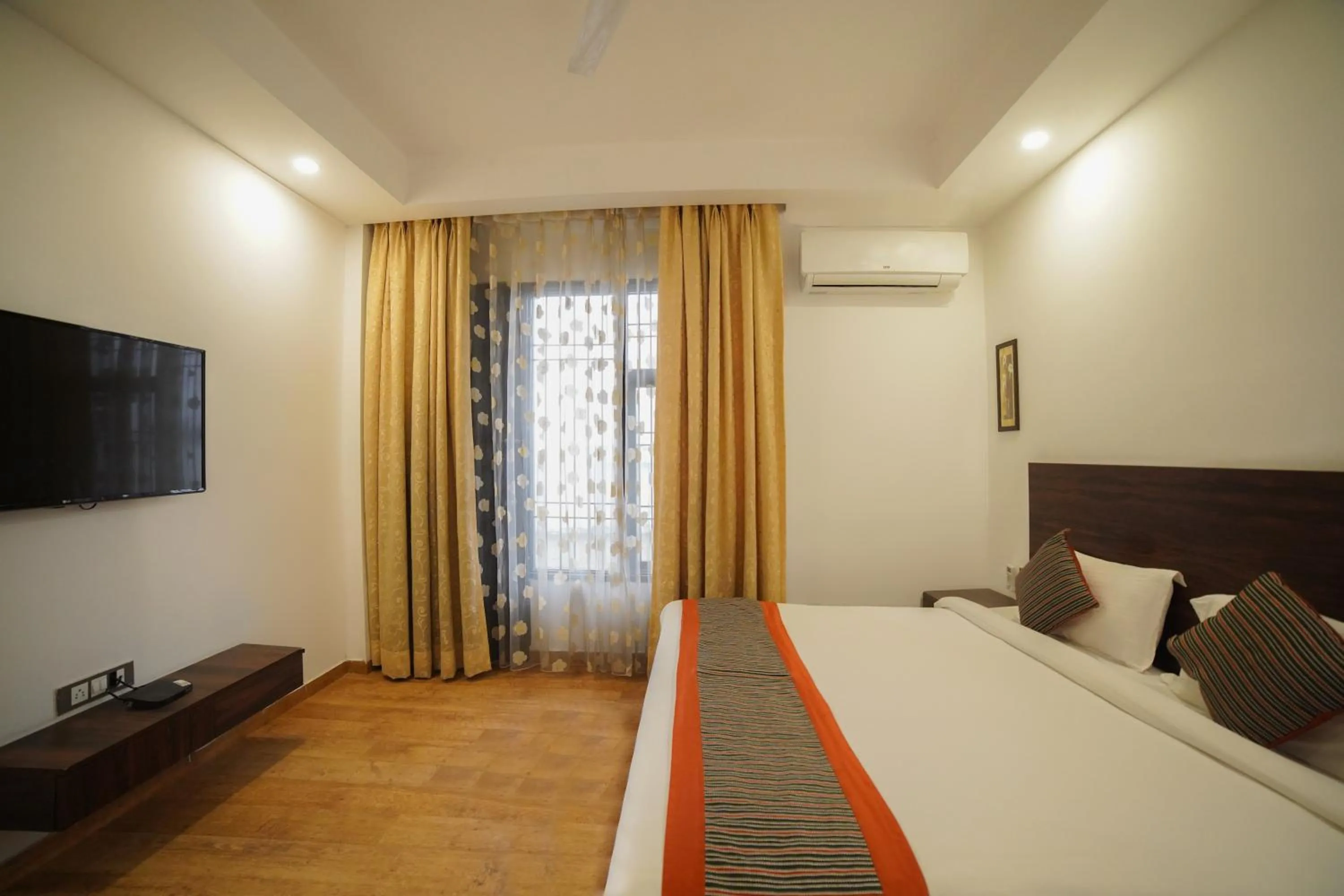 Bed in Country Inn Vrindavan