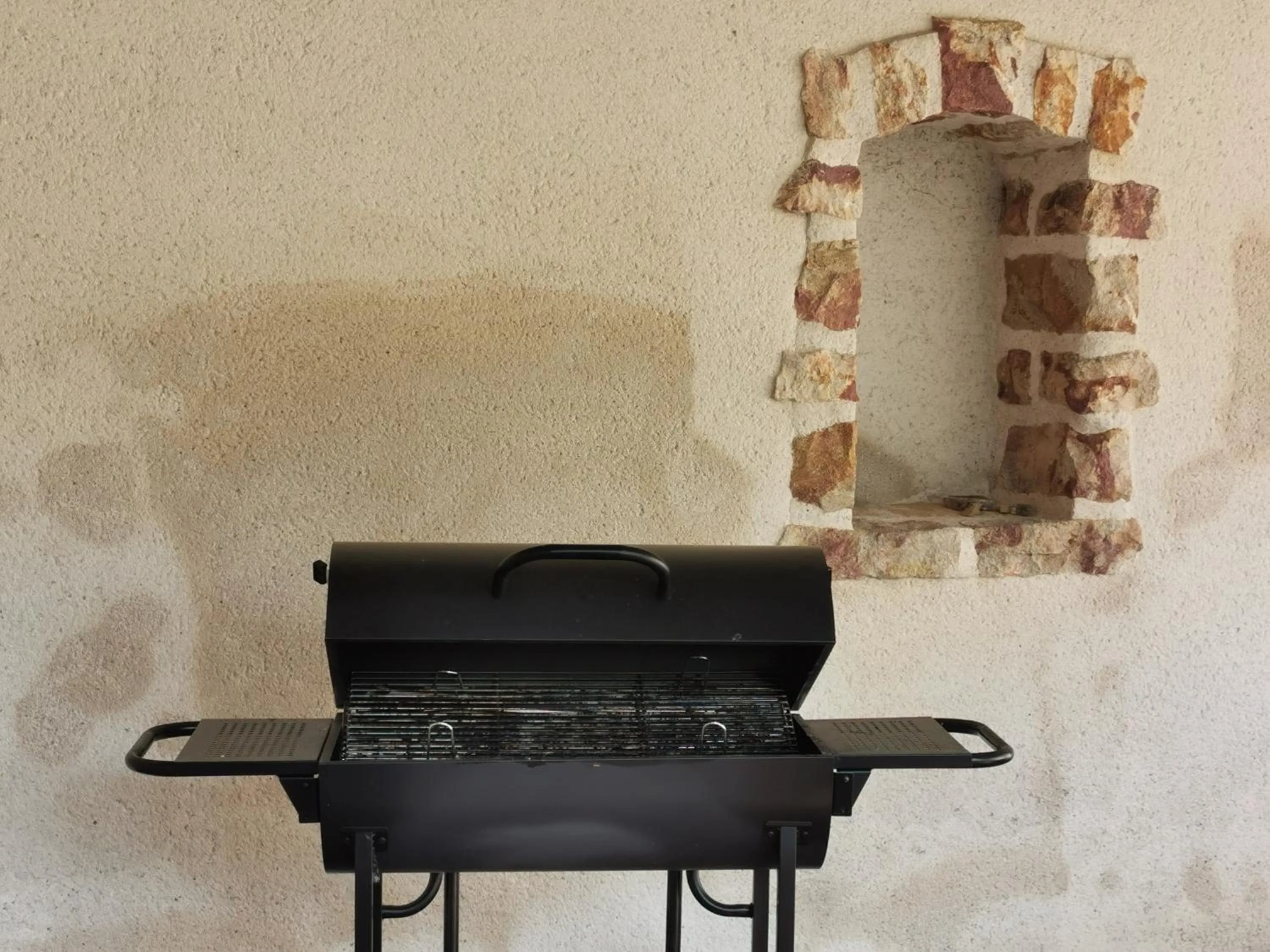 Property building in Gite Domaine de Trevety