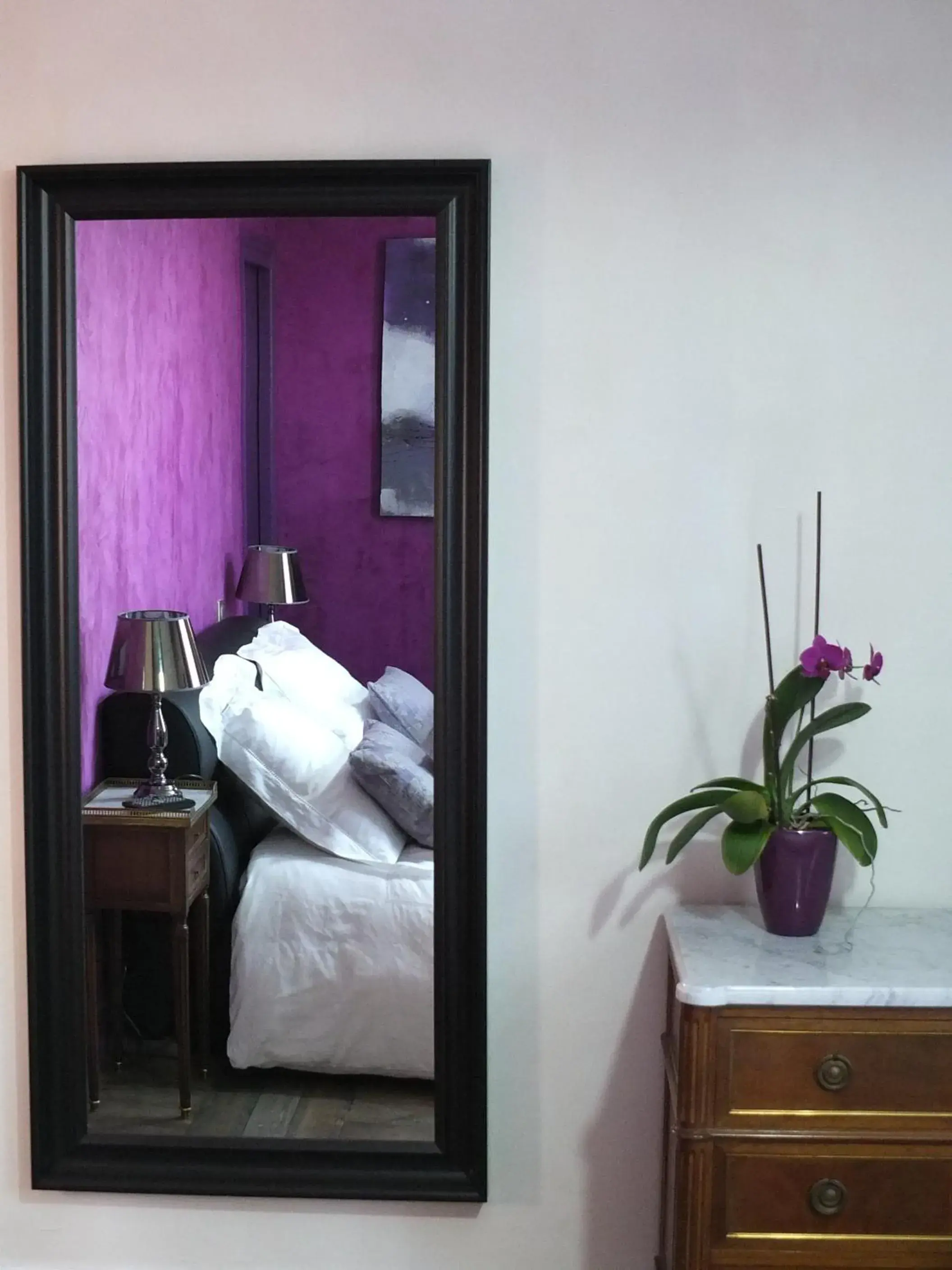 Double Room with Private Bathroom in La Ceriseraie Double Room with Private Bathroom in La Ceriseraie