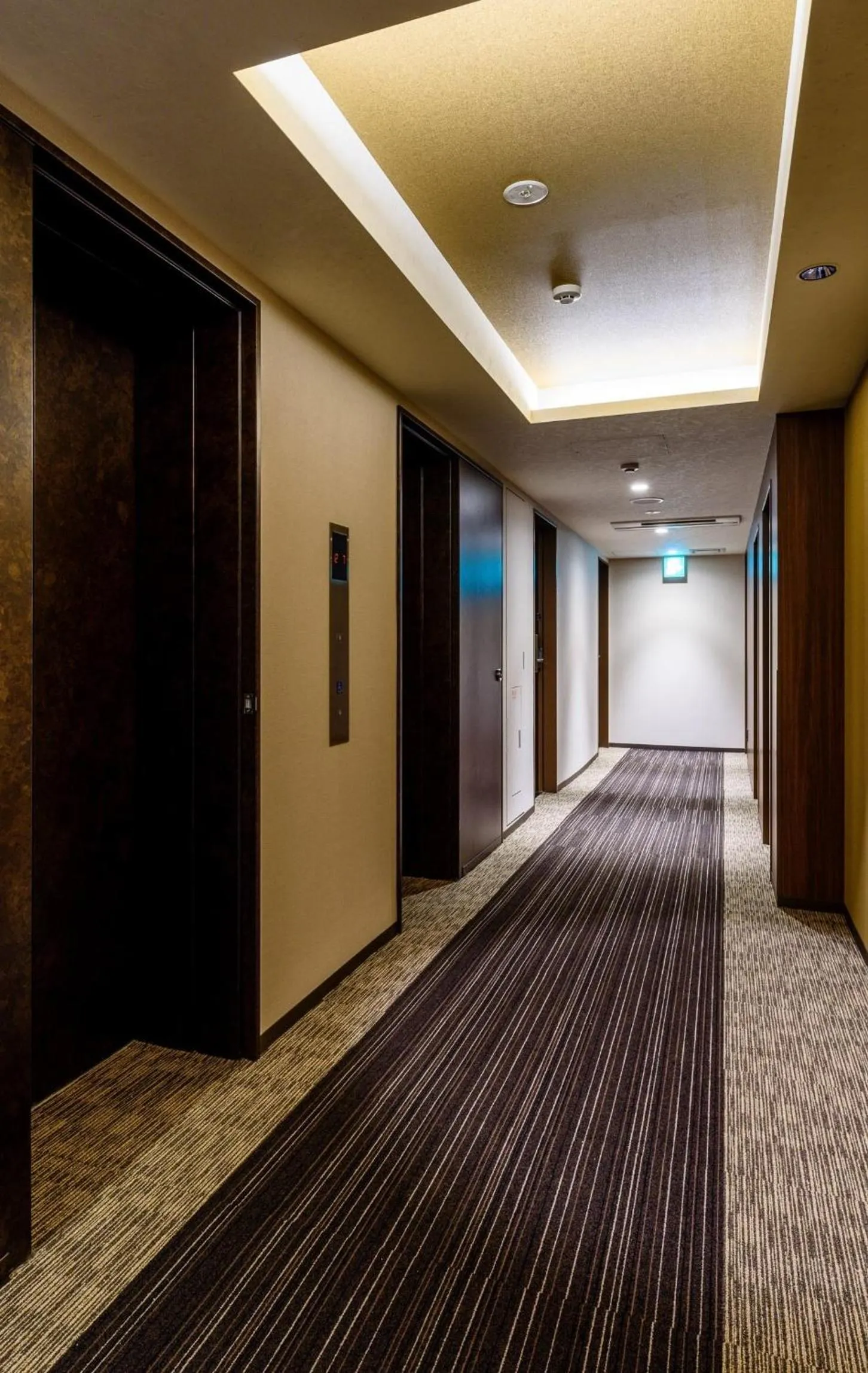 Photo of the whole room in QuintessaHotel TokyoHaneda Comic&Books