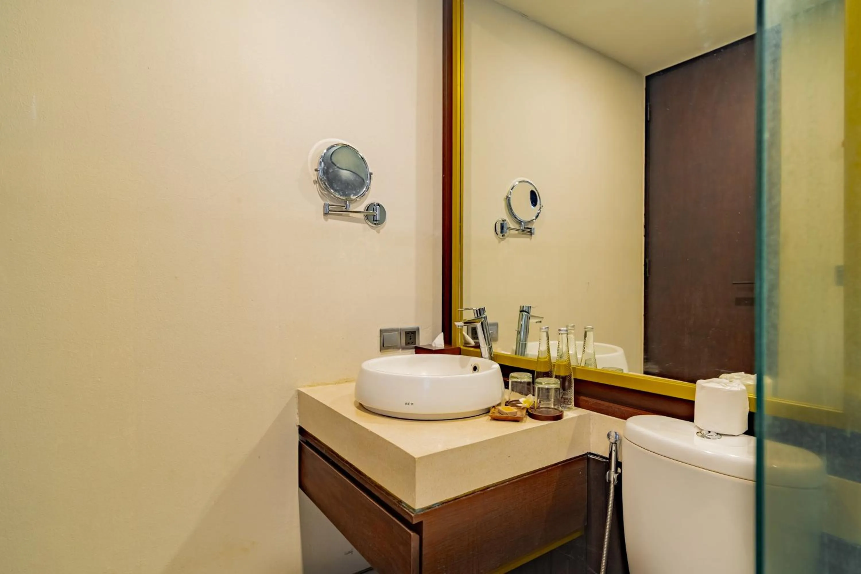 Bathroom in JAPA Suites & Villas