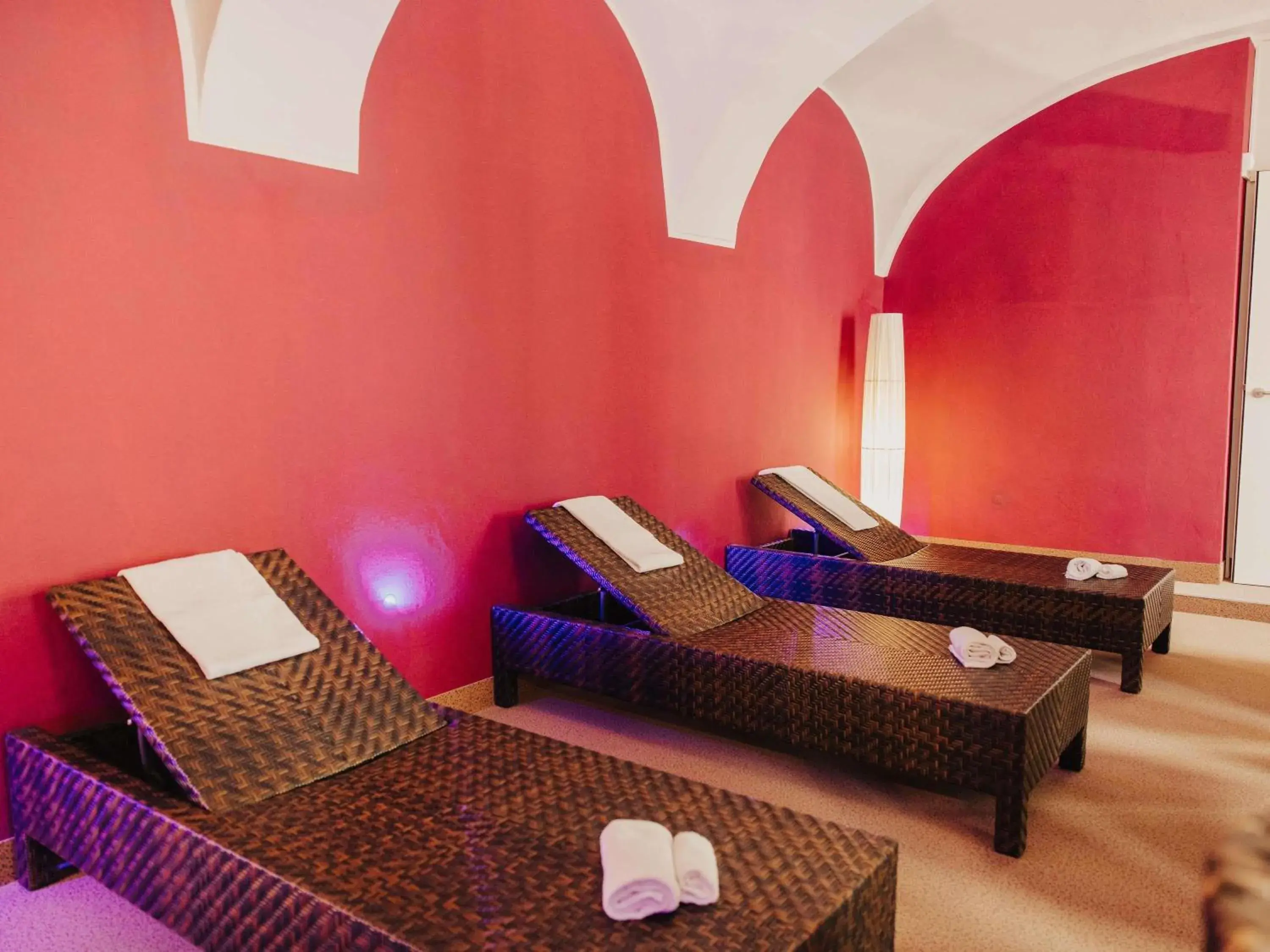 Fitness centre/facilities in Mercure Grand Hotel Biedermeier Wien Fitness centre/facilities in Mercure Grand Hotel Biedermeier Wien