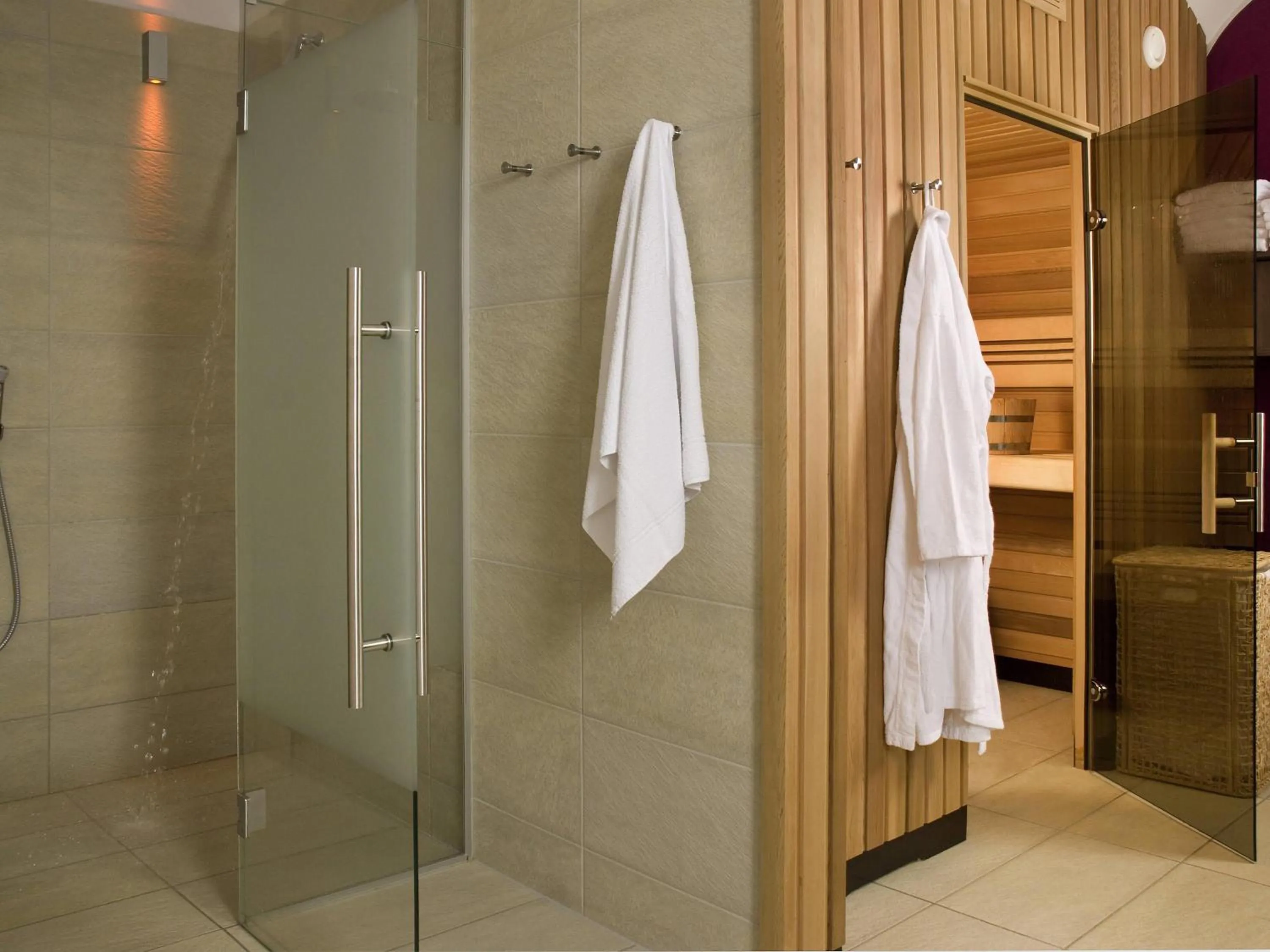 Spa and wellness centre/facilities in Mercure Grand Hotel Biedermeier Wien