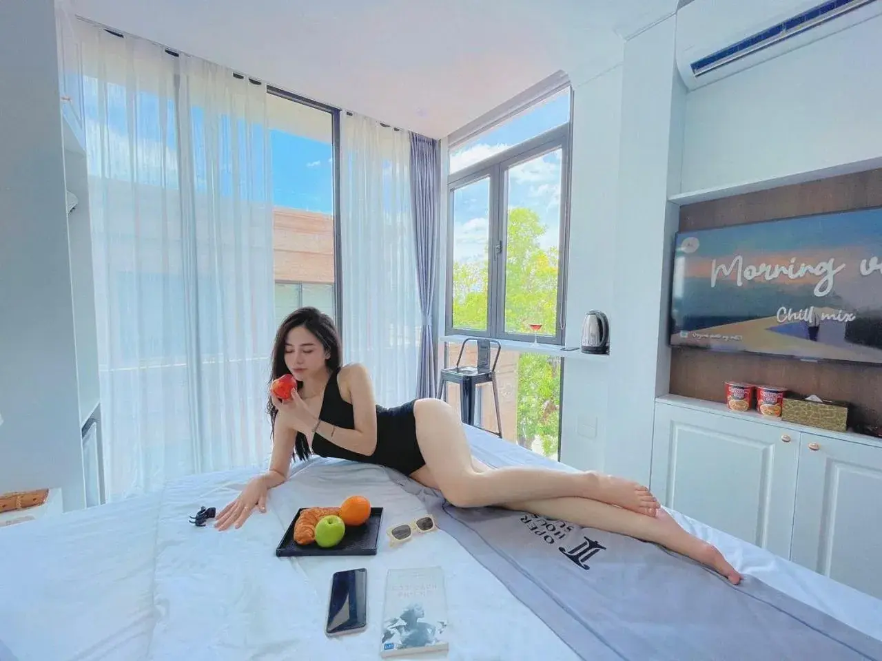 View (from property/room), Bed in Opera House Suites View (from property/room), Bed in Opera House Suites