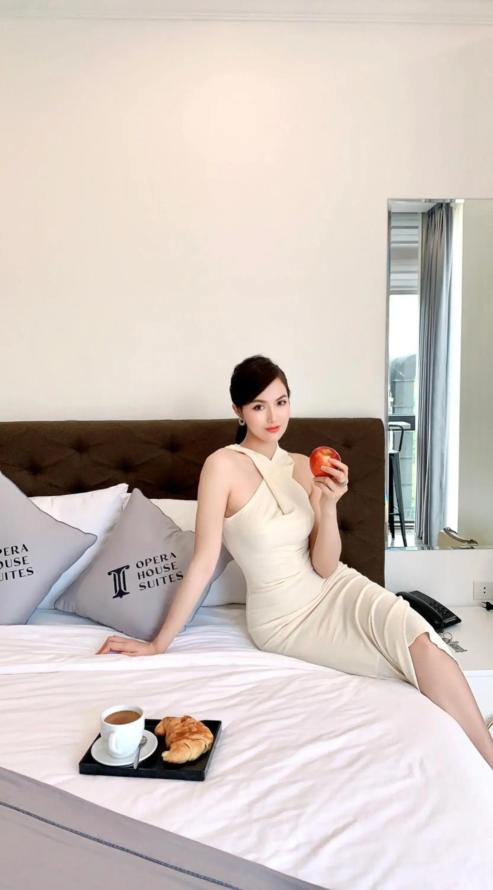 View (from property/room), Bed in Opera House Suites View (from property/room), Bed in Opera House Suites