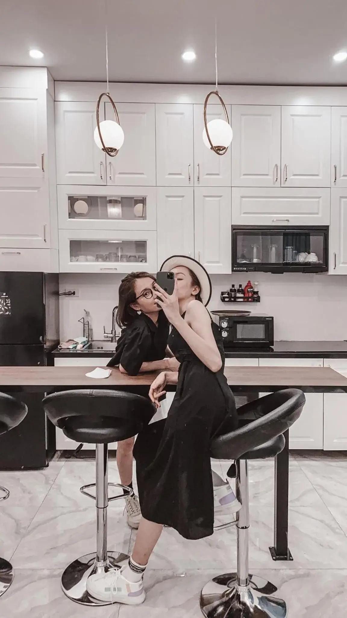 Restaurant/places to eat in Opera House Suites Restaurant/places to eat in Opera House Suites